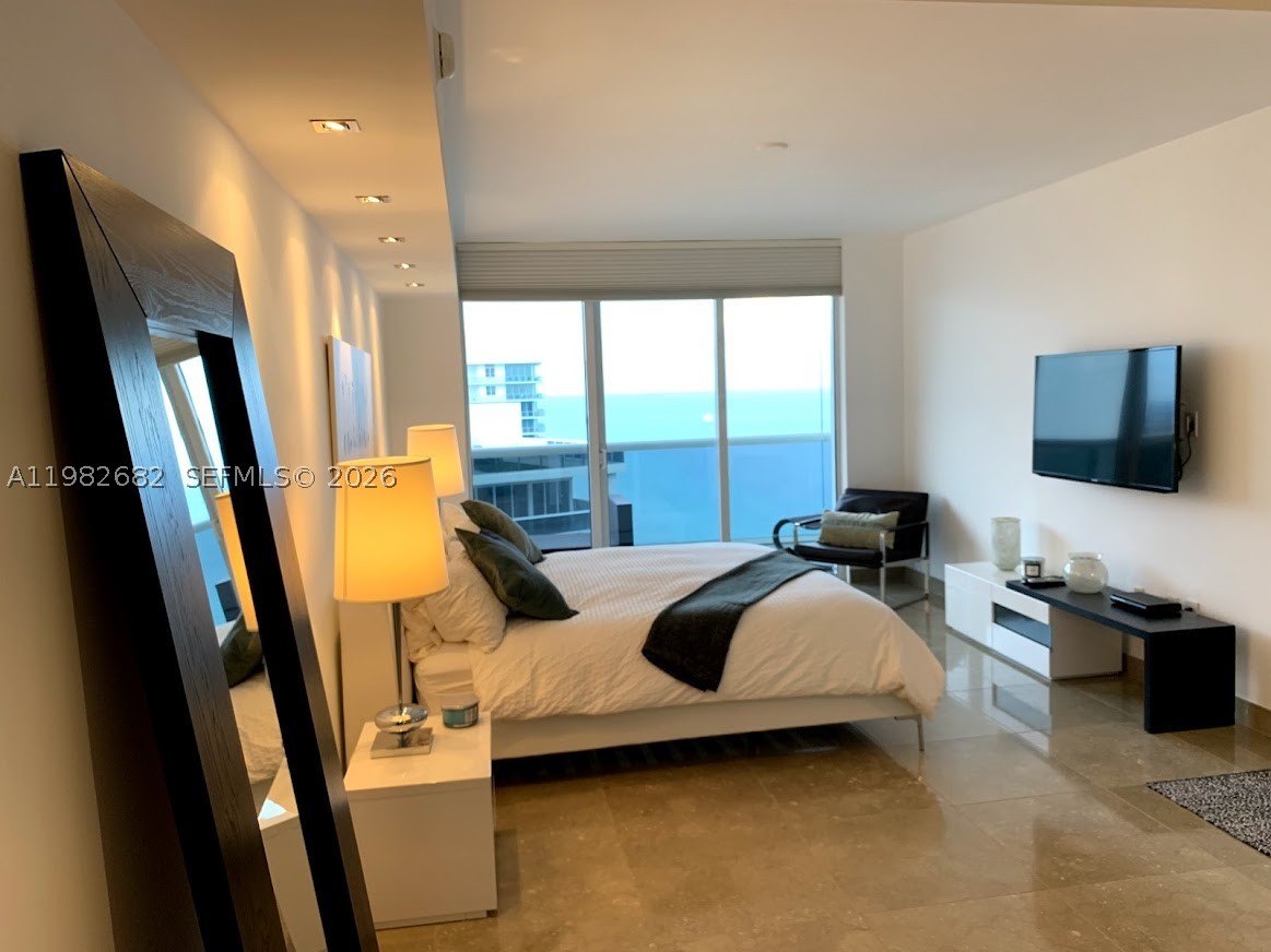 BEACH CLUB TWO CONDO - Residential