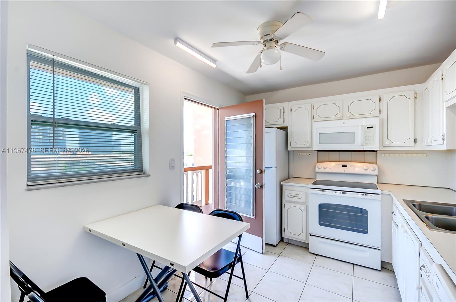 MEADOWBROOK TOWERS CONDO - Residential