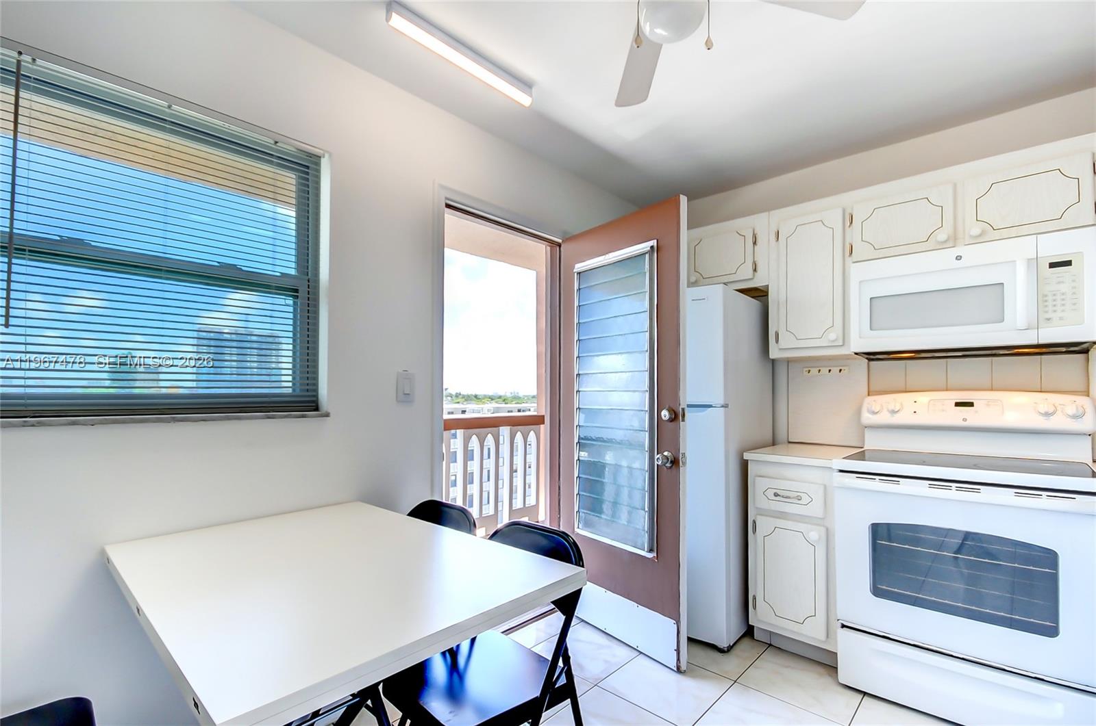 MEADOWBROOK TOWERS CONDO - Residential