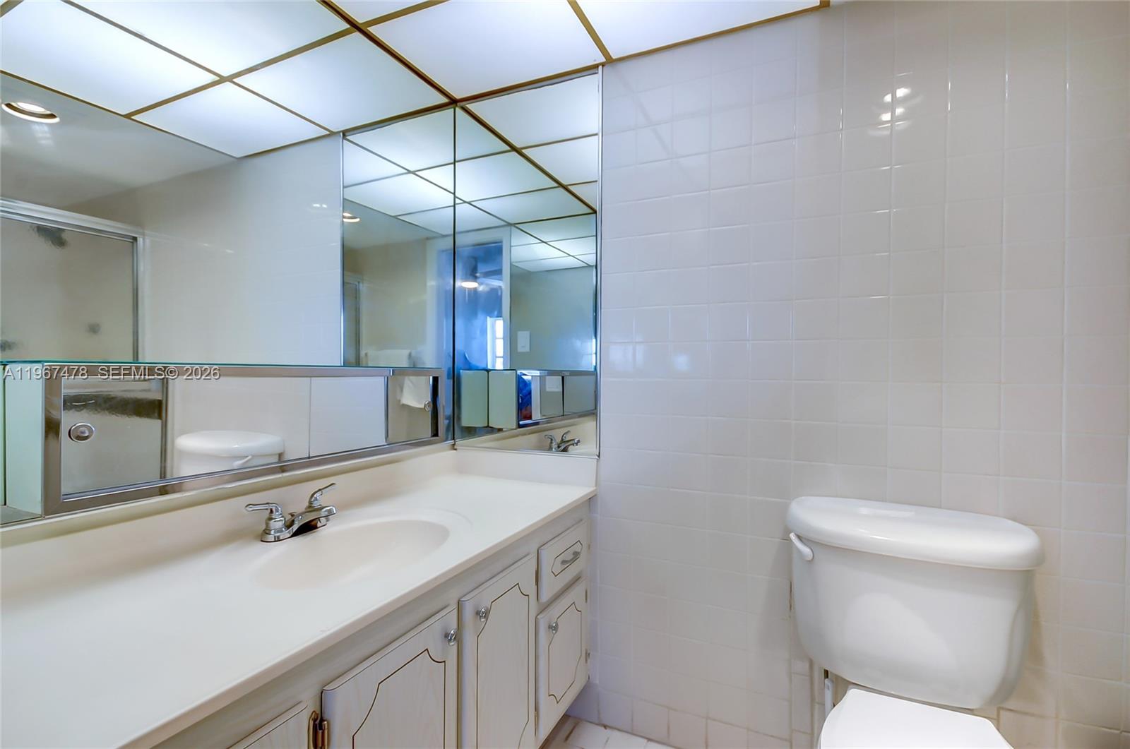 MEADOWBROOK TOWERS CONDO - Residential