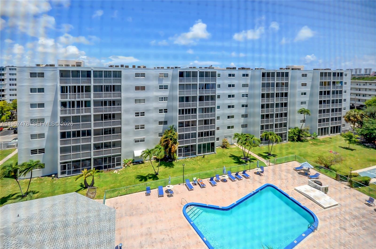 MEADOWBROOK TOWERS CONDO - Residential