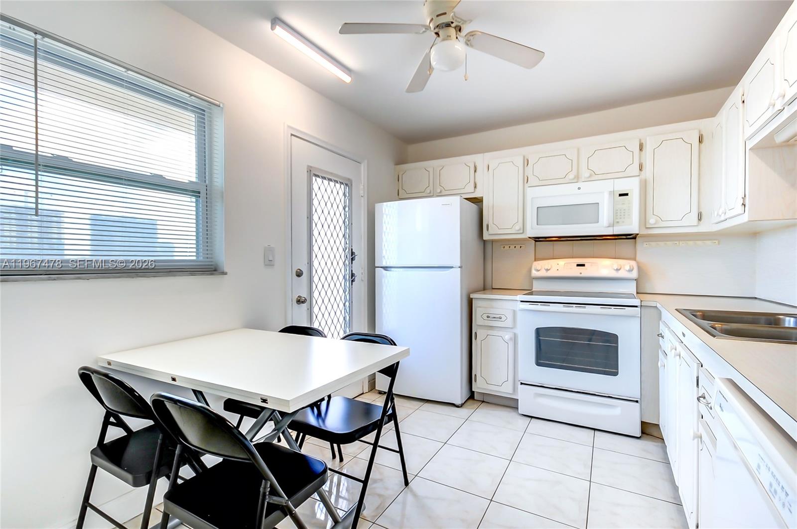 MEADOWBROOK TOWERS CONDO - Residential