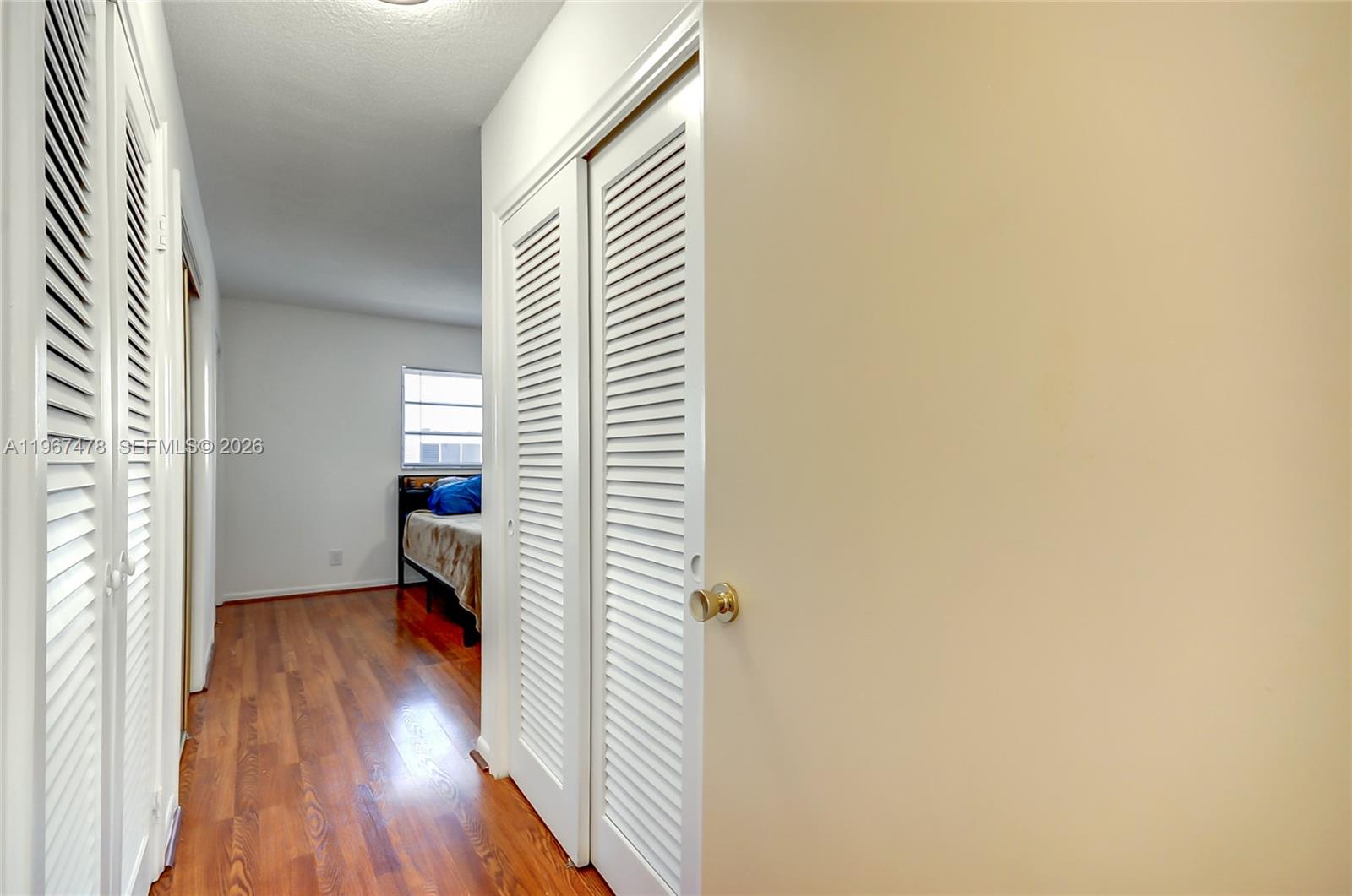 MEADOWBROOK TOWERS CONDO - Residential
