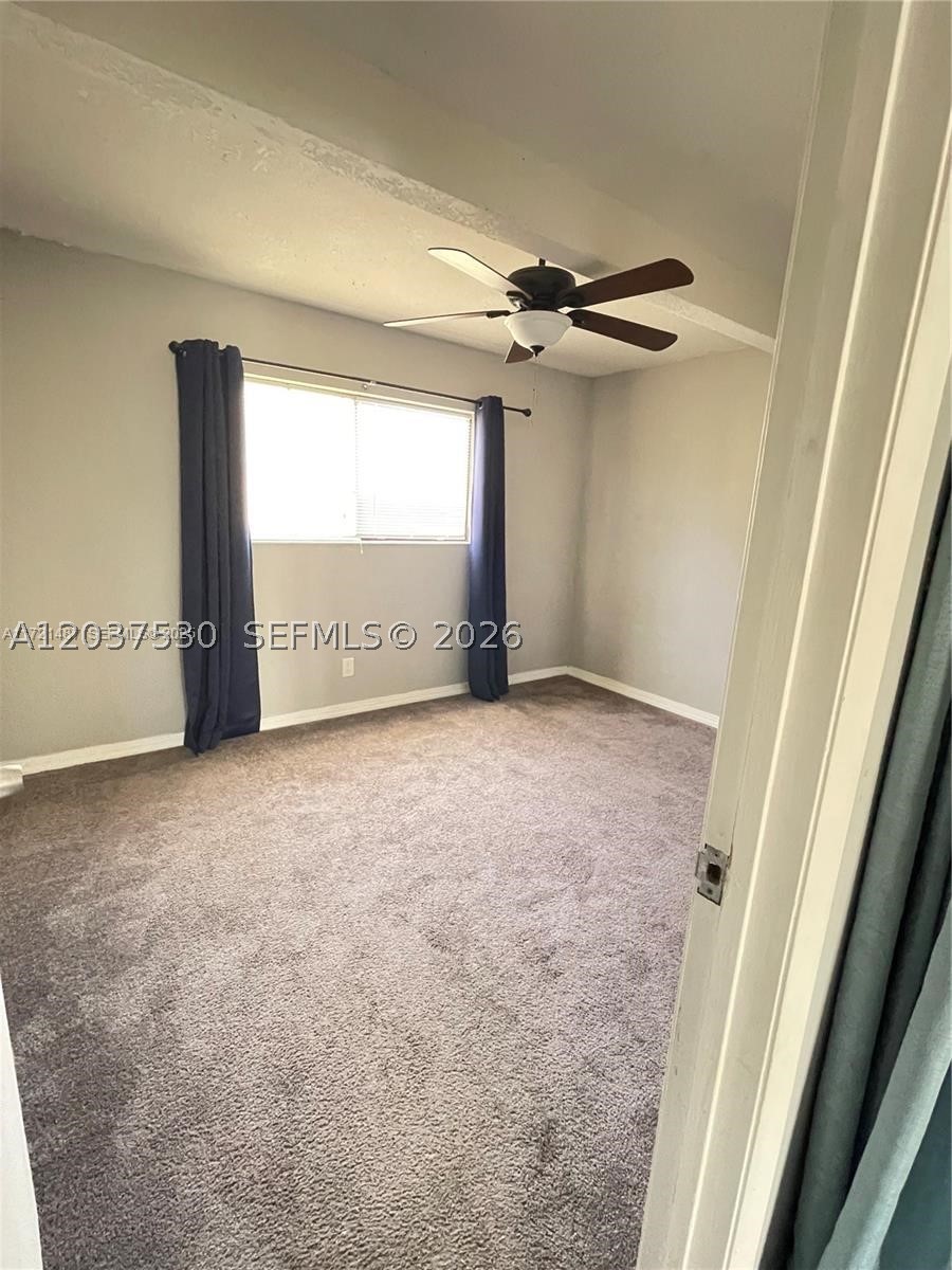 VILLAGE TOWNHOUSE POMPANO - Residential