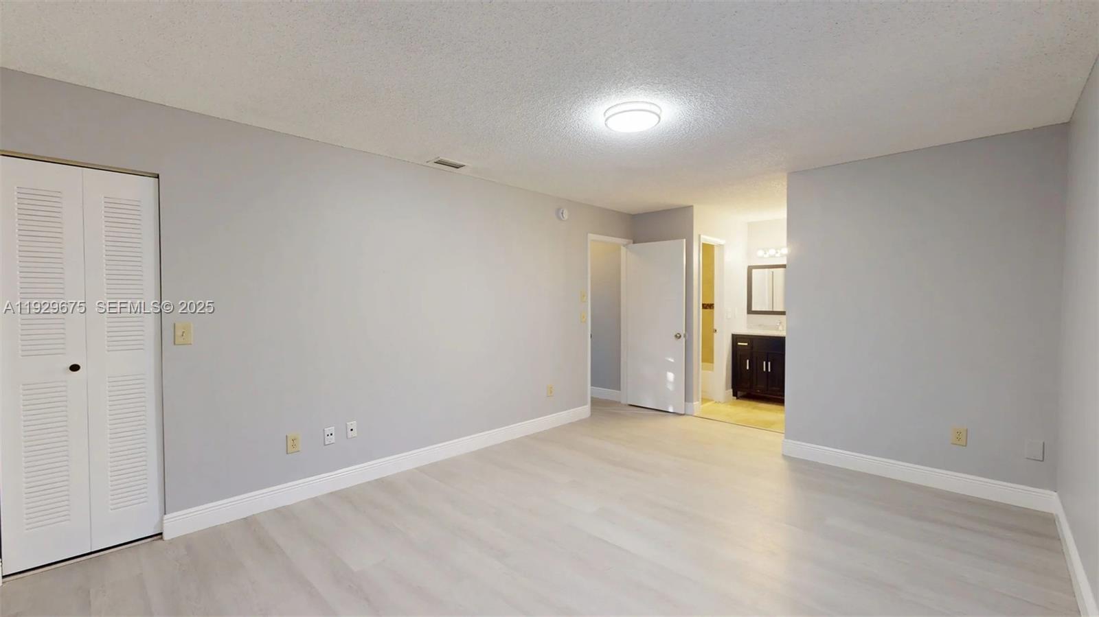 FLAMINGO GARDENS - Residential Lease