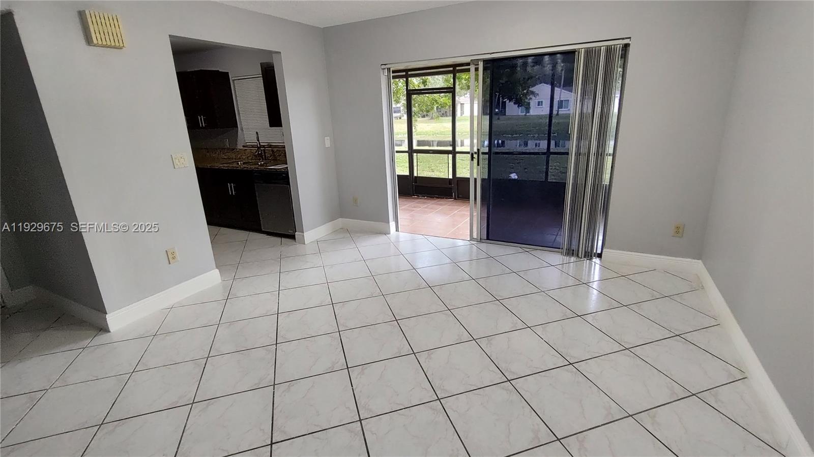 FLAMINGO GARDENS - Residential Lease