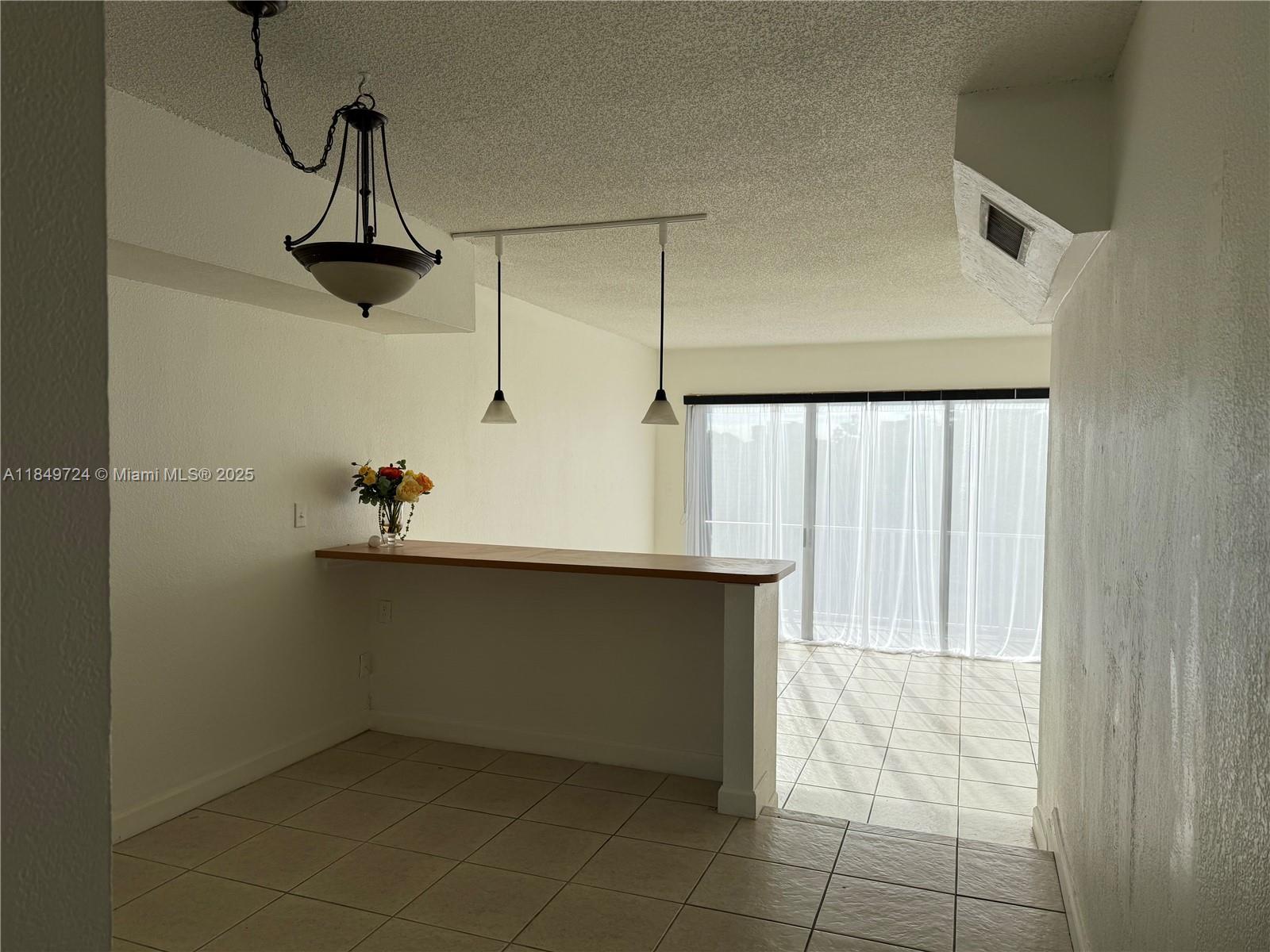 THE BERKELEY CONDO - Residential