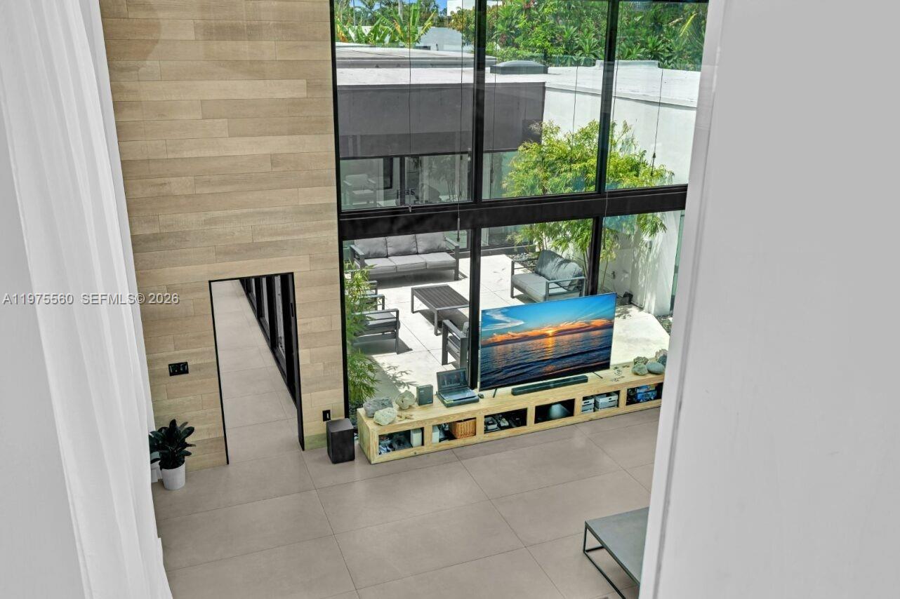 RAINTREE LAKE SEC THREE - Residential