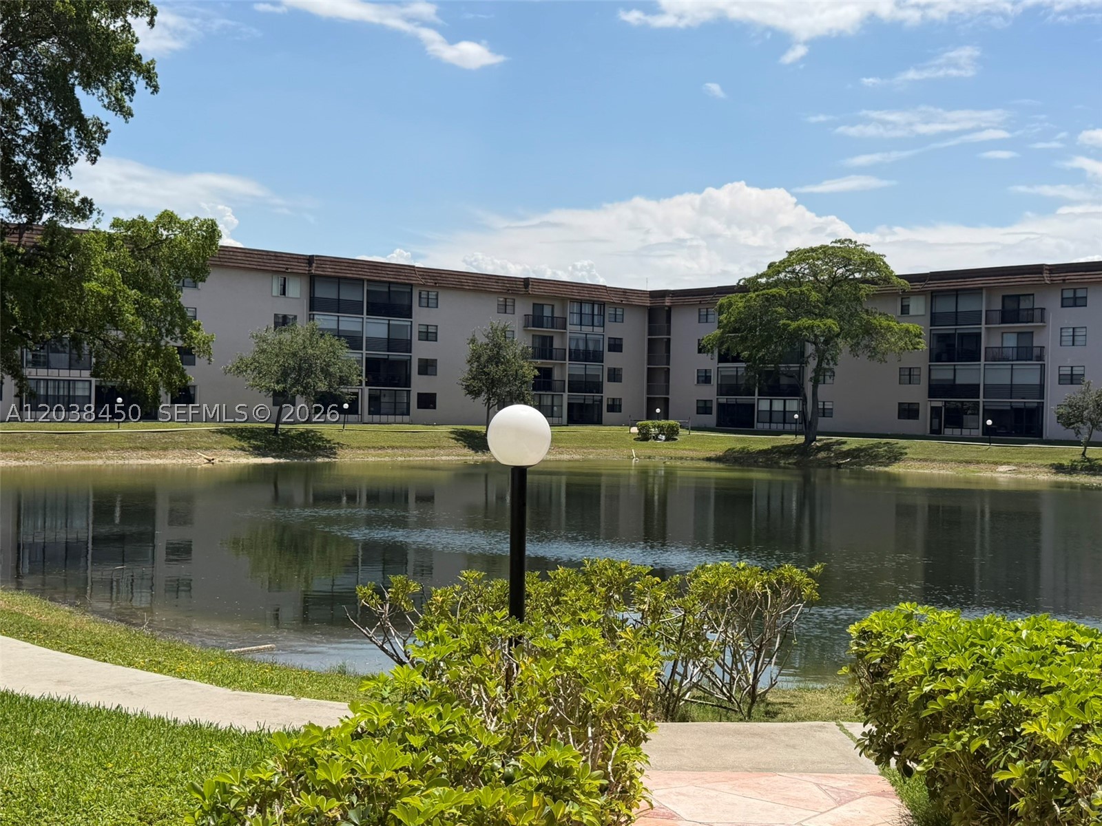 LAKES OF CARRIAGE HILLS - Residential