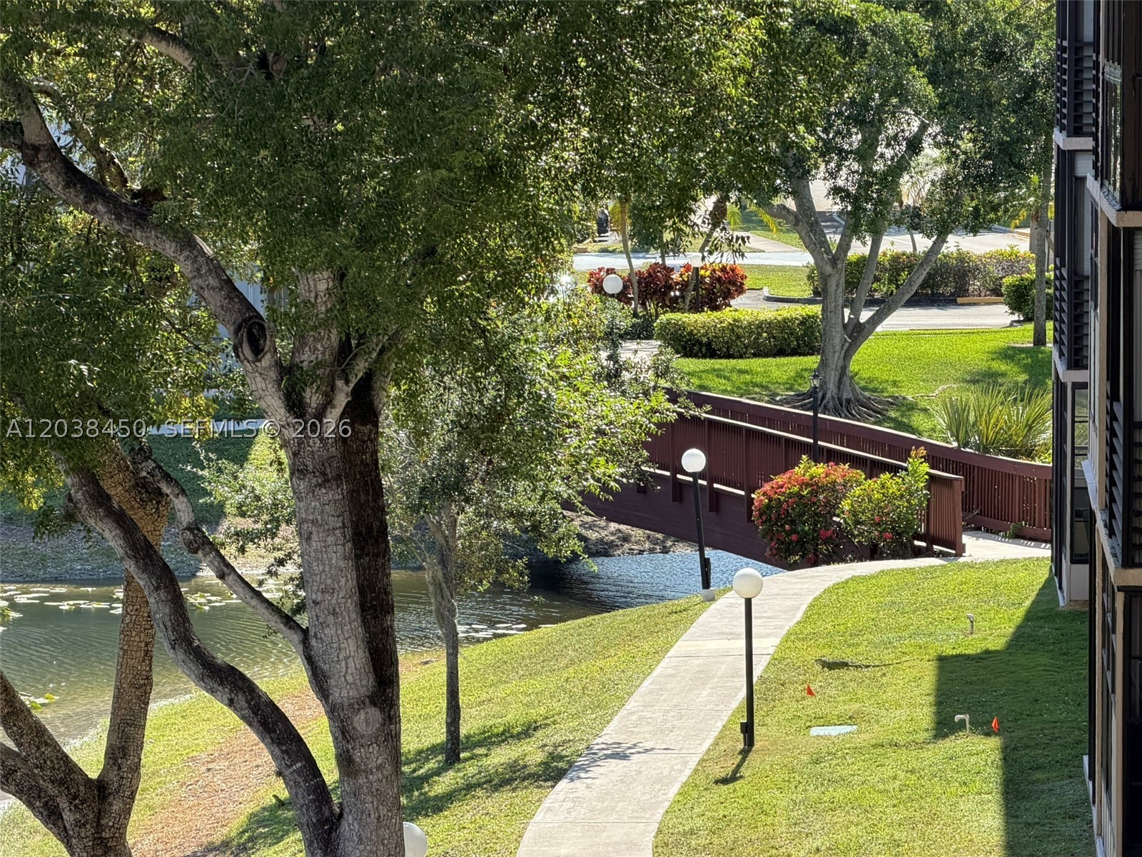 LAKES OF CARRIAGE HILLS - Residential