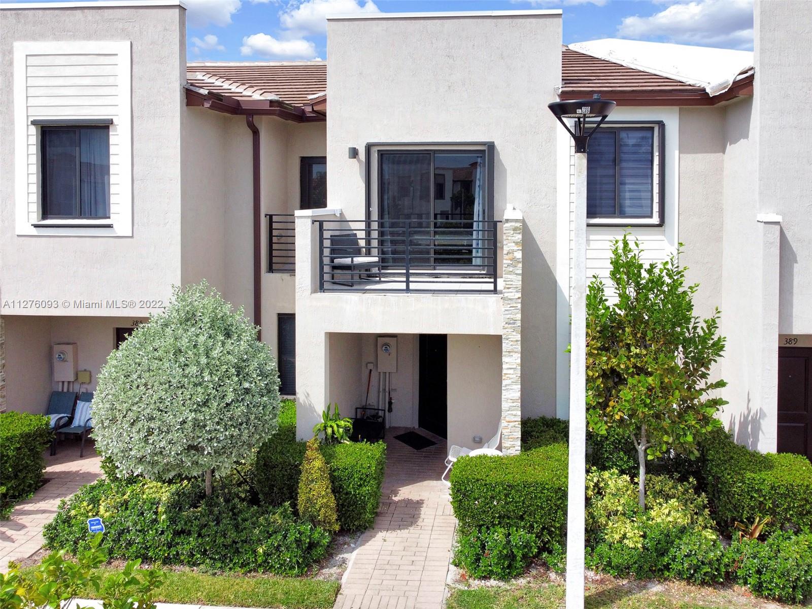 This beautiful new Smart Townhouse/Villa built in 2019 comprises of 1,662sqft of living space, one of the largest of its kind in Via Ventura. The home boasts 3 large bedrooms, one of which features a tranquil balcony overlooking the community grounds and 2.5 baths. With elevated ceilings and a bright ceramic / tile throughout, the downstairs living space feels spacious and light as it flows through to an open concept kitchen / dining space with stainless steel appliances. The unit comes complete with an Alexa smartphone system, digital door locks, washer and drier, an assigned parking space and a spacious patio decking area perfect for entertaining. Secured gated community with brand new amenities such as playground, clubhouse, gym, and pool (coming soon).

Open House 10/16: 1pm-5pm