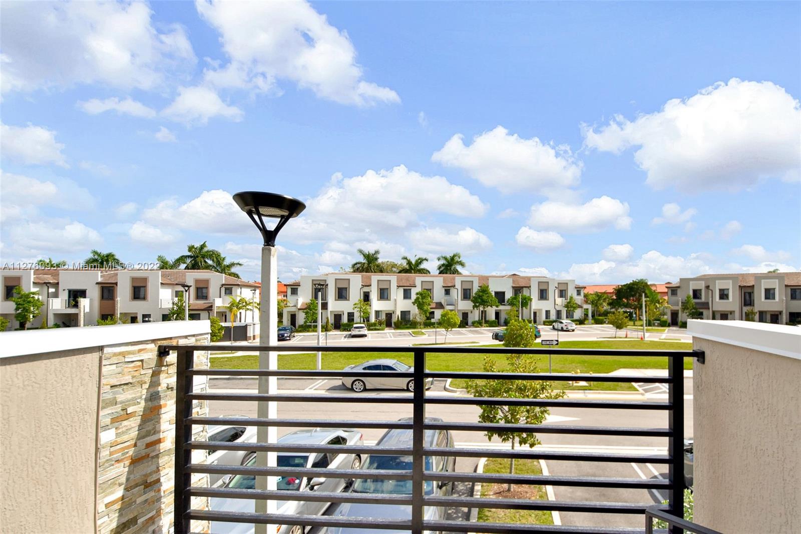 VIA VENTURA NEIGHBORHOOD - Residential