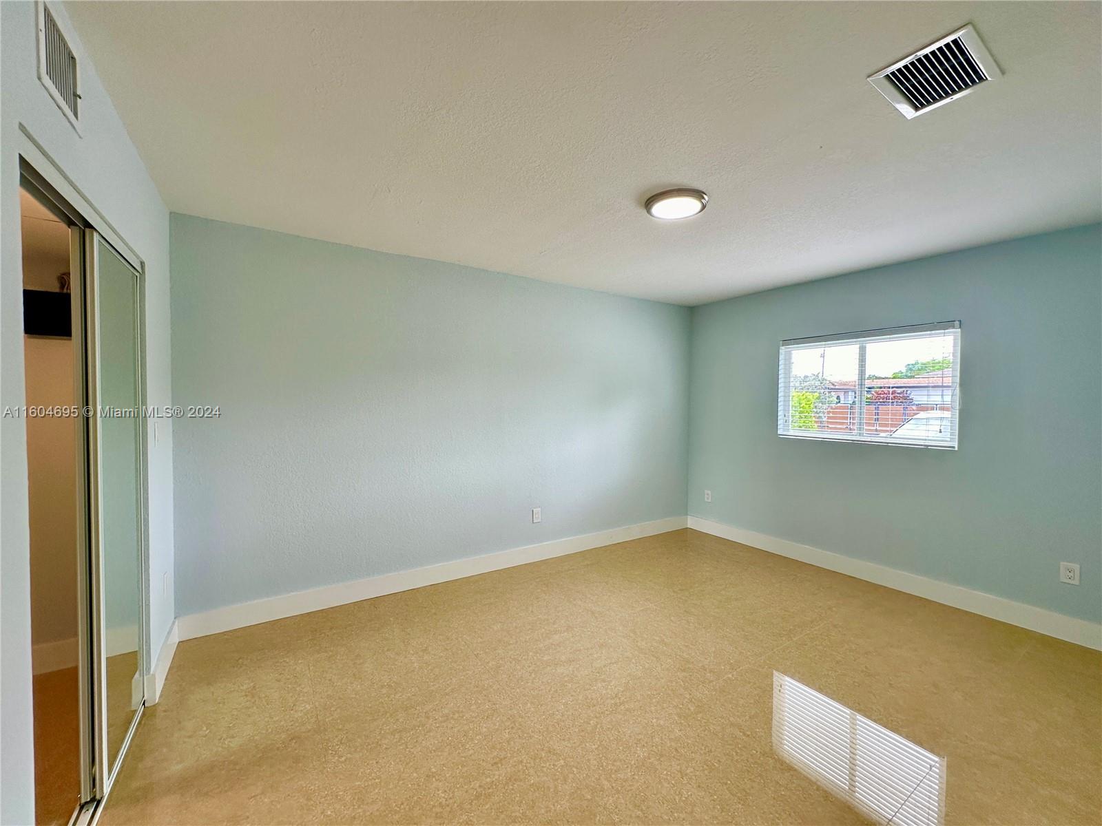 BREEZY ACRES - Residential Lease