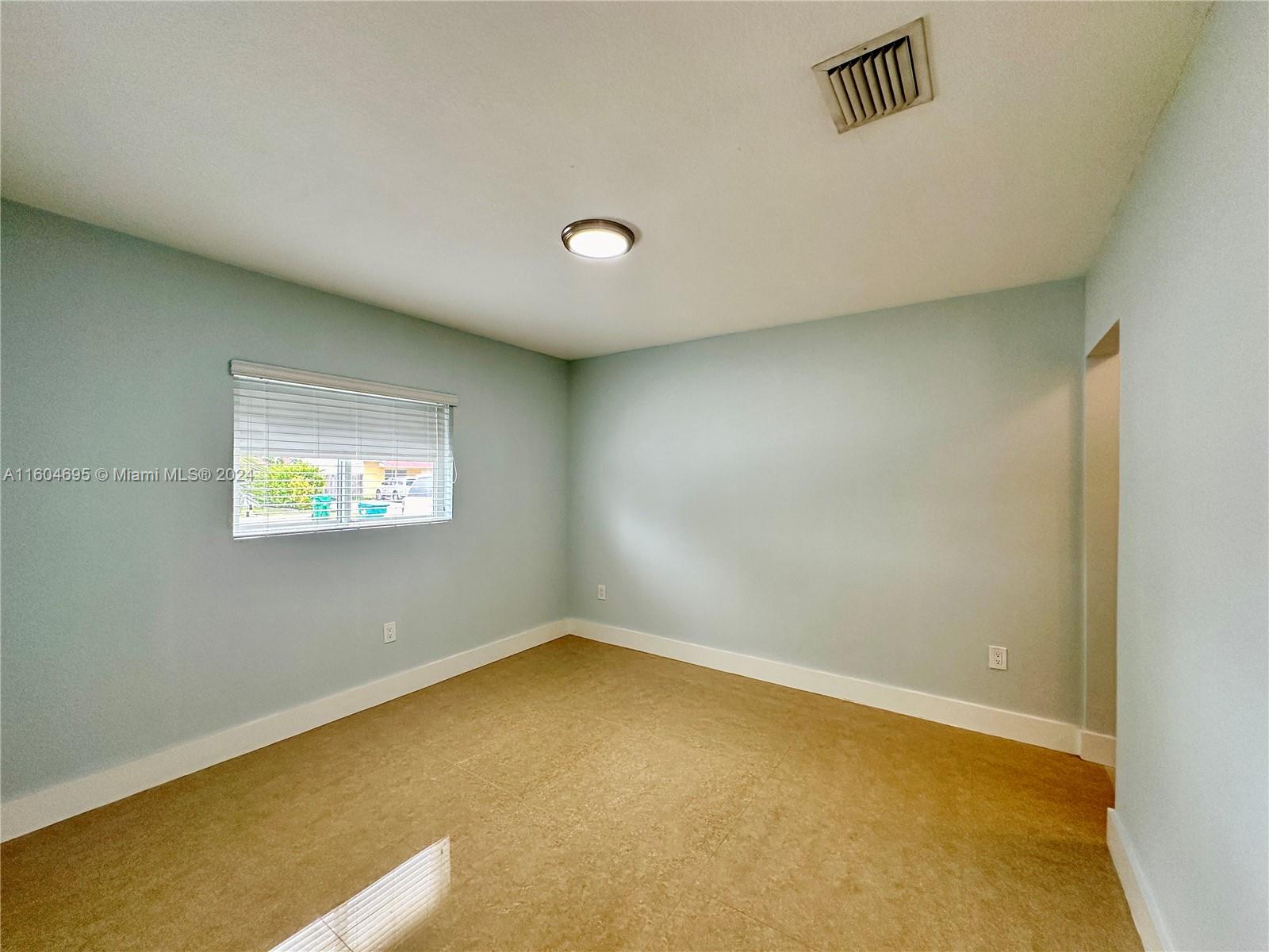 BREEZY ACRES - Residential Lease