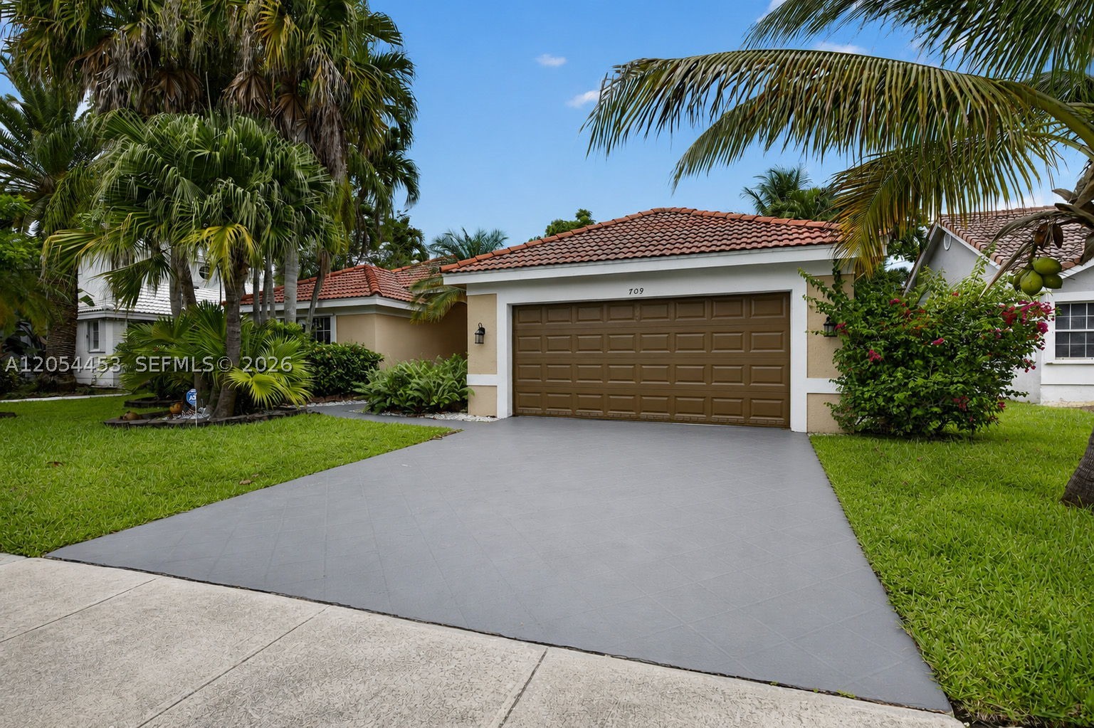 SILVER LAKES AT PEMBROKE - Residential