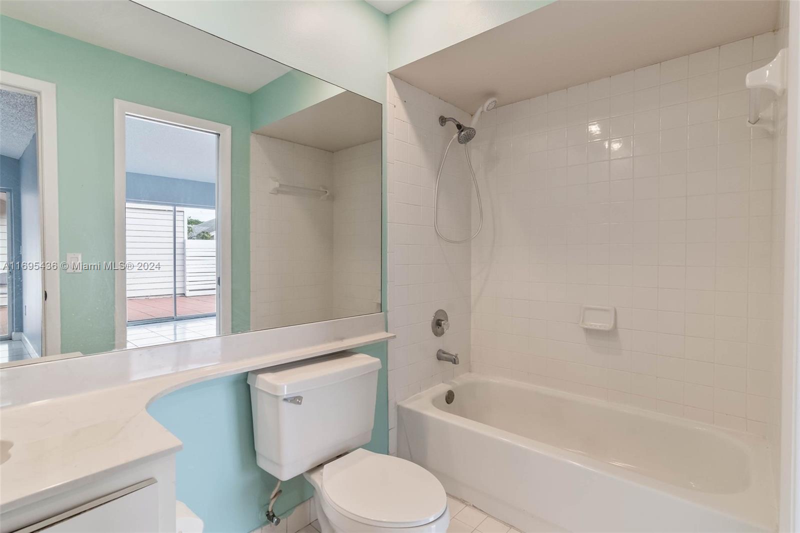 VILG HOMES COUNTRY WALK C - Residential Lease