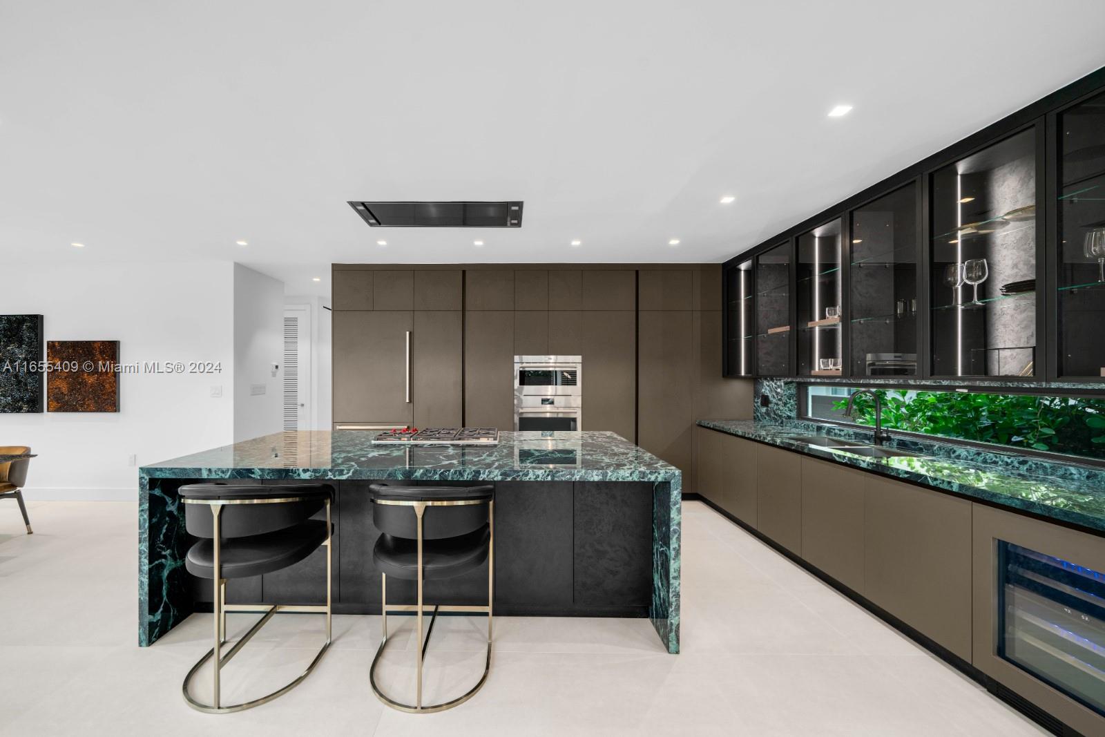 LAKE VIEW SUB - Residential