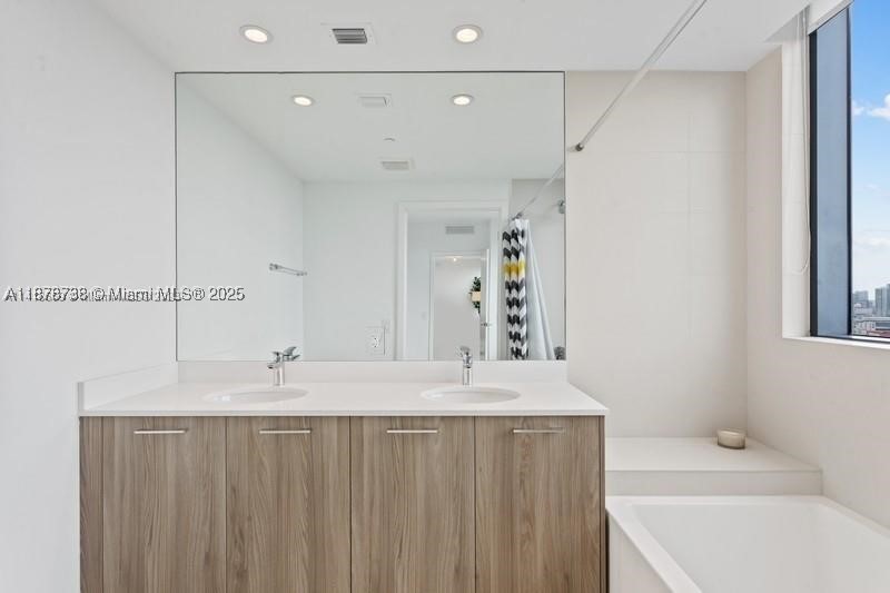 PARAISO BAYVIEWS CONDO - Residential