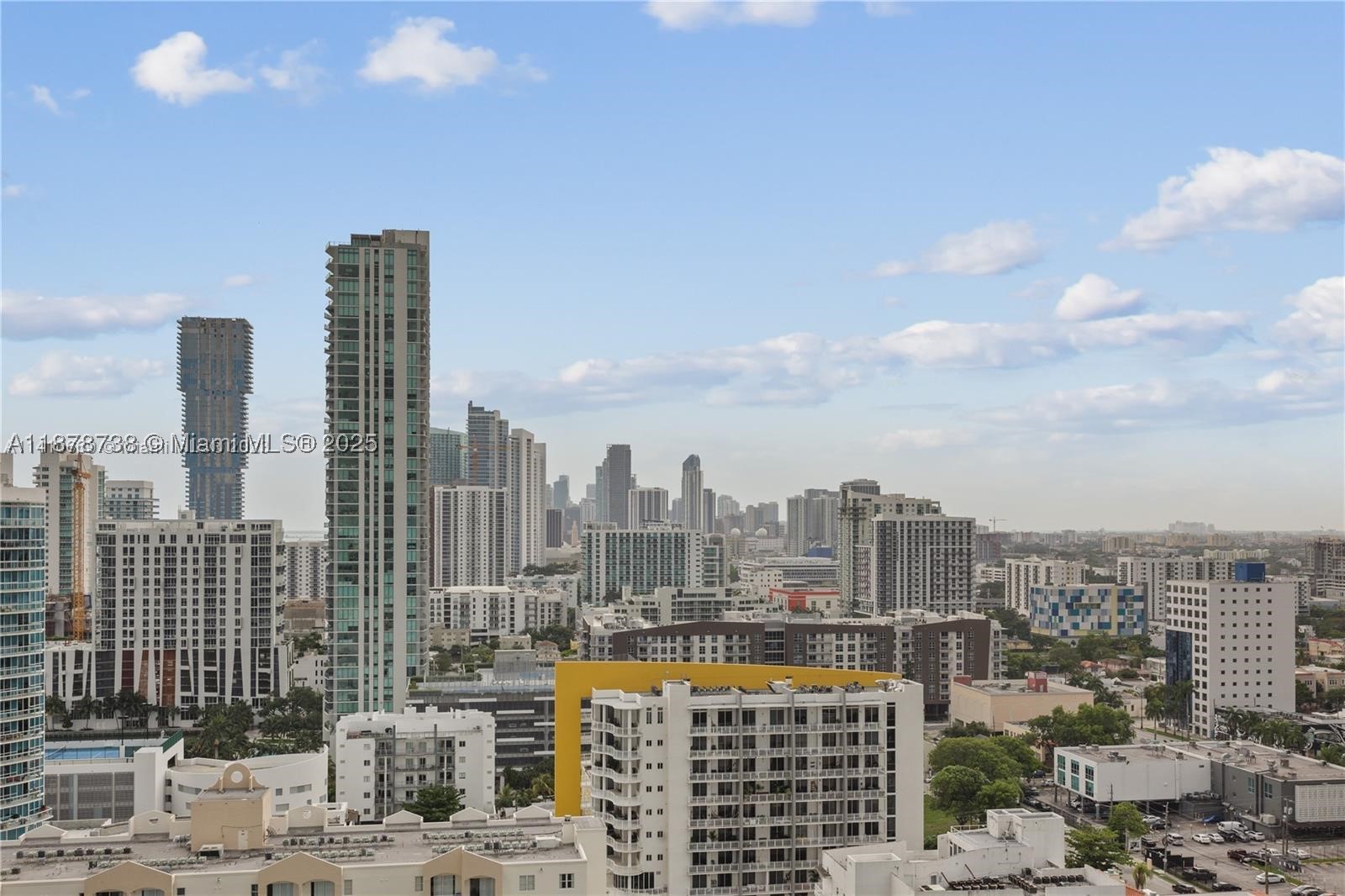 PARAISO BAYVIEWS CONDO - Residential