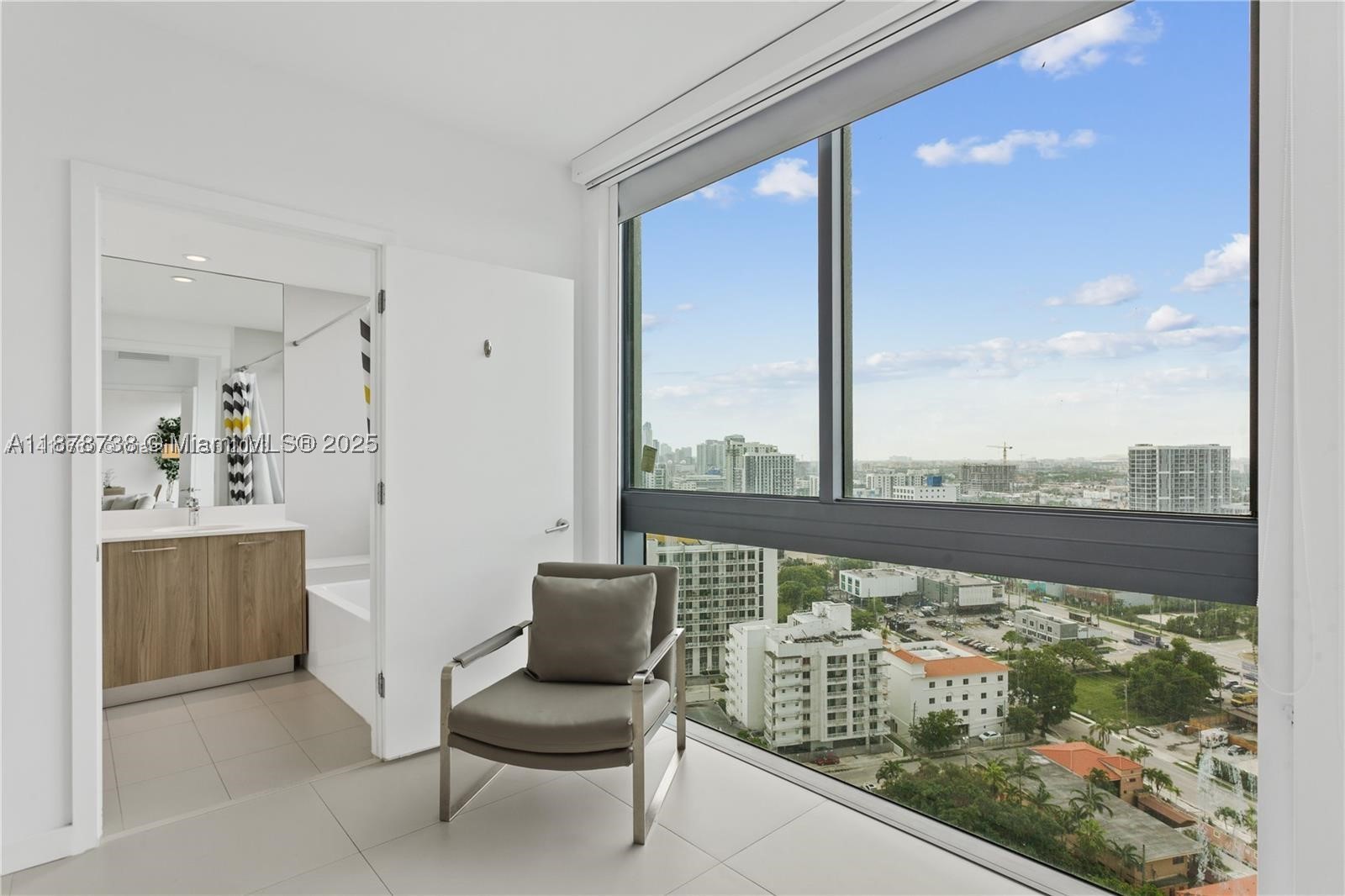 PARAISO BAYVIEWS CONDO - Residential