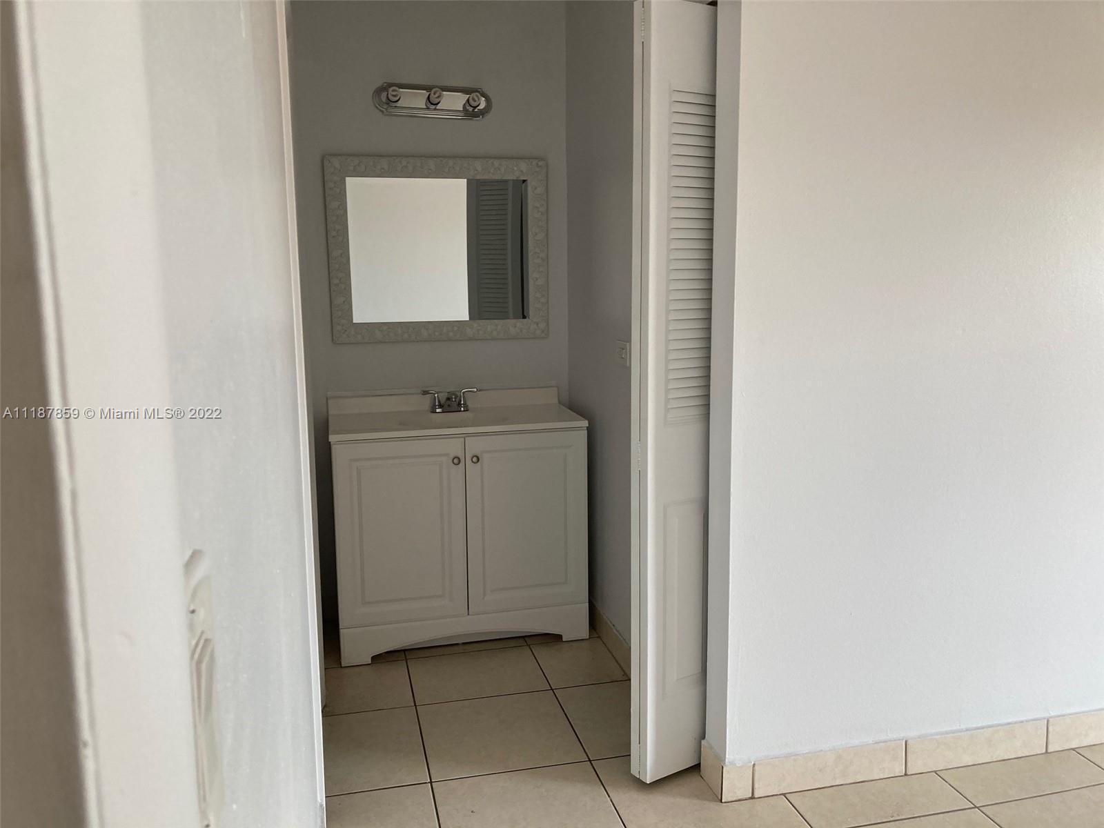 WESTLAND EDEN CONDO II - Residential