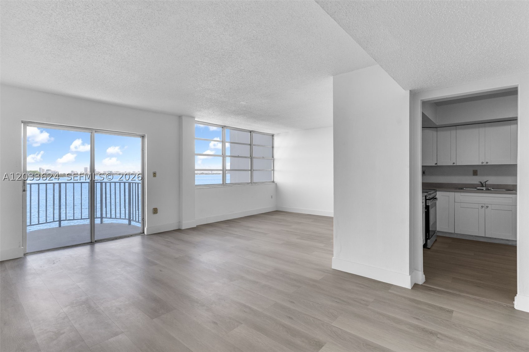 MAJORCA TOWERS CONDO - Residential