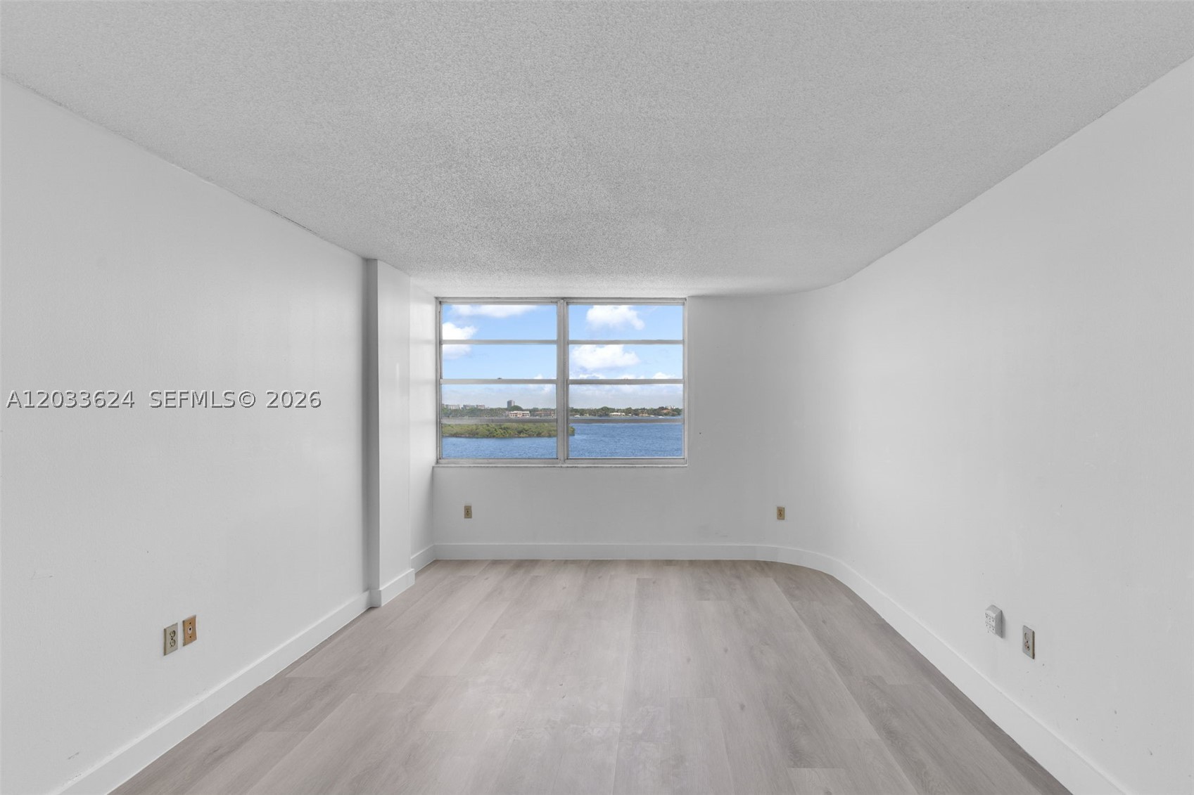 MAJORCA TOWERS CONDO - Residential
