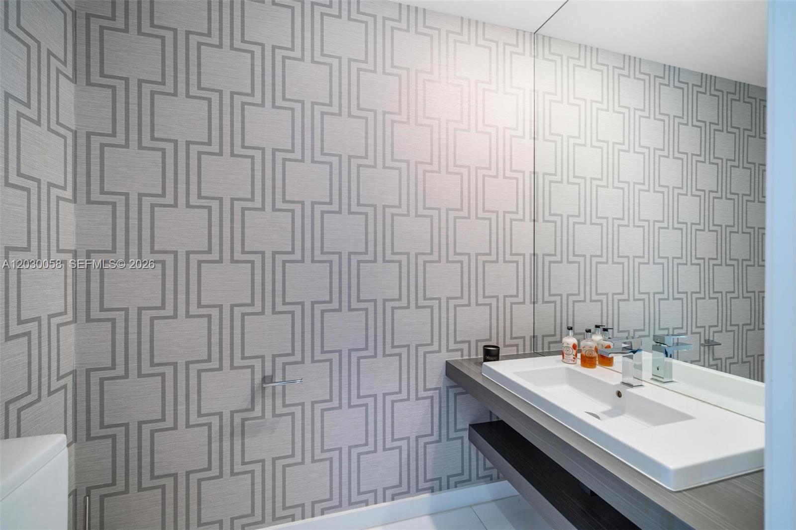 MARQUIS CONDO - Residential Lease