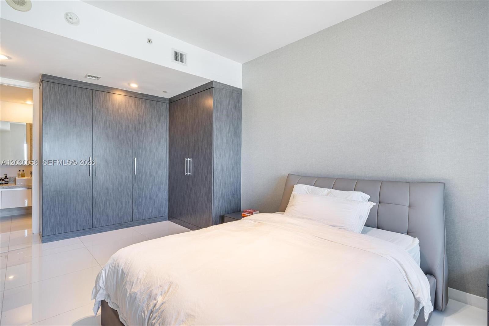 MARQUIS CONDO - Residential Lease