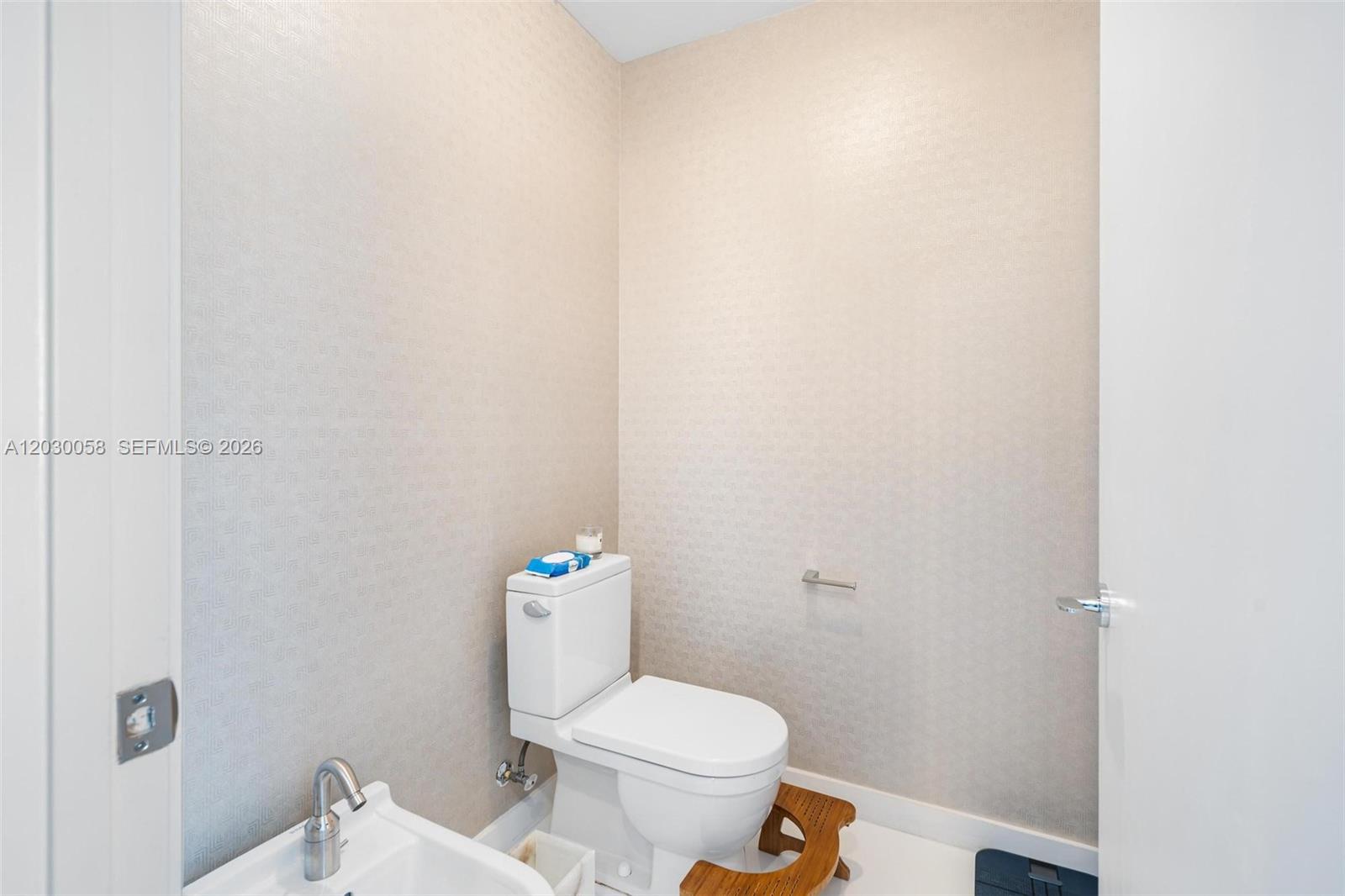 MARQUIS CONDO - Residential Lease