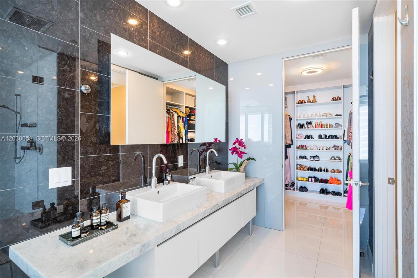 MARQUIS CONDO - Residential Lease