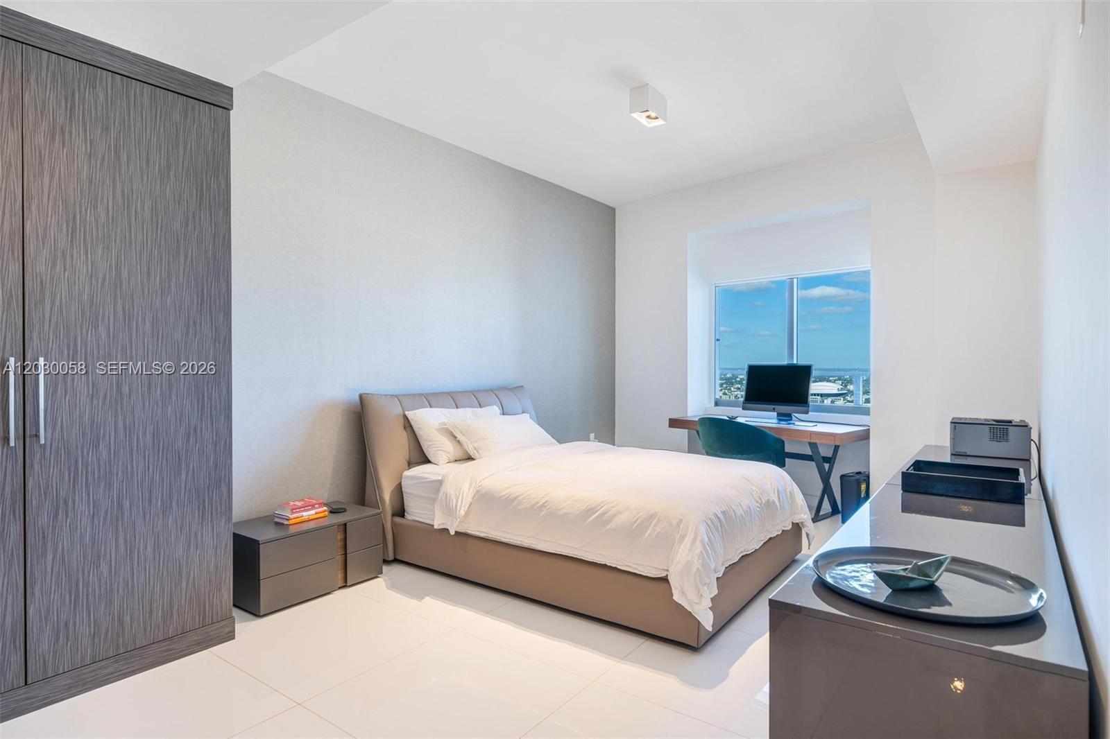 MARQUIS CONDO - Residential Lease