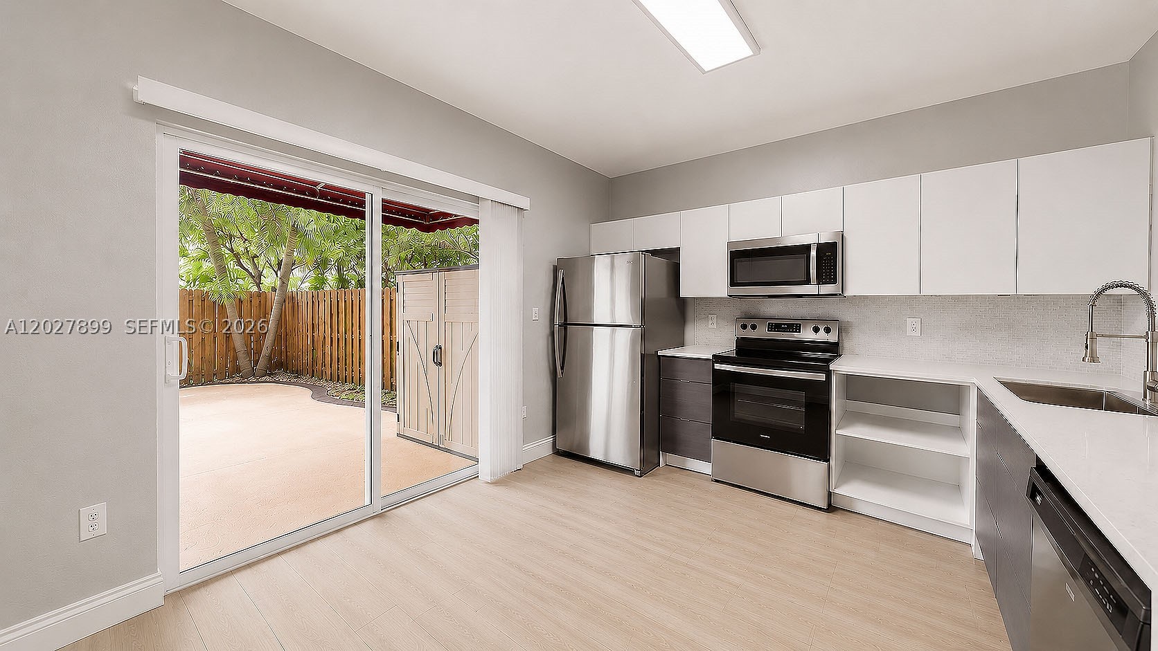 CAZADORES COVE - Residential Lease