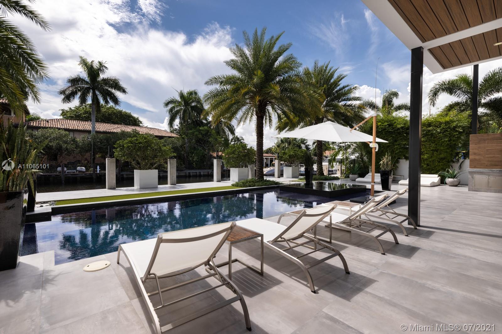 SEA ISLAND - Residential