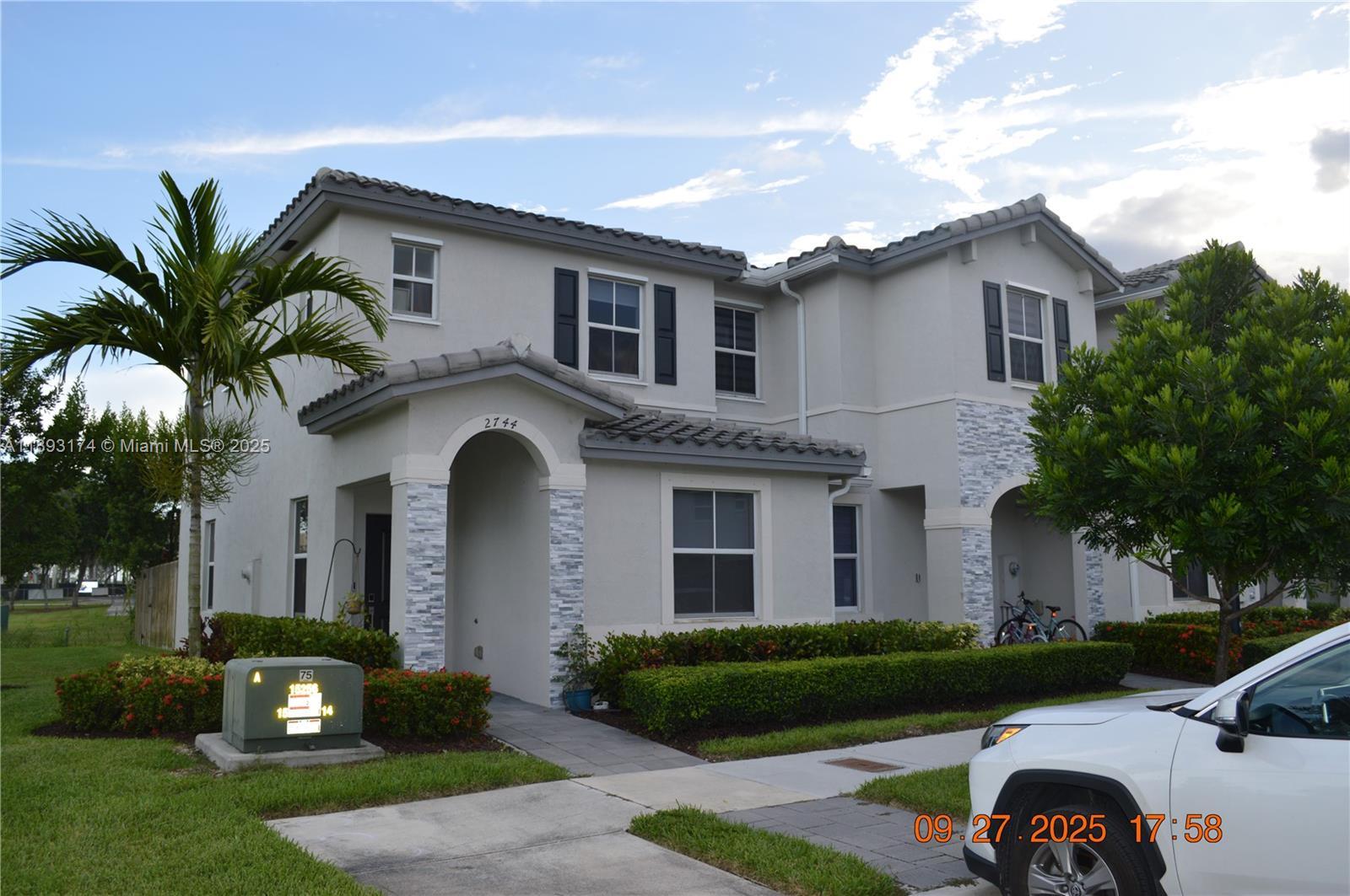 Discover contemporary comfort in this beautifully maintained 3 bed, 3 full bath, corner townhouse at 2744 SE 19th Street, Homestead, FL 33035. Built in 2021, this modern gem offers spacious living areas, sleek finishes, and an open floor plan that seamlessly blends style with functionality. Enjoy the gourmet kitchen with stainless steel appliances, perfect for entertaining. The inviting bedrooms provide ample space, while the elegant bathrooms offer a spa-like experience. Nestled in a prime location, this townhouse is close to shopping, dining, and entertainment, providing the ultimate in convenience. Don’t miss this opportunity to own a slice of modern paradise!