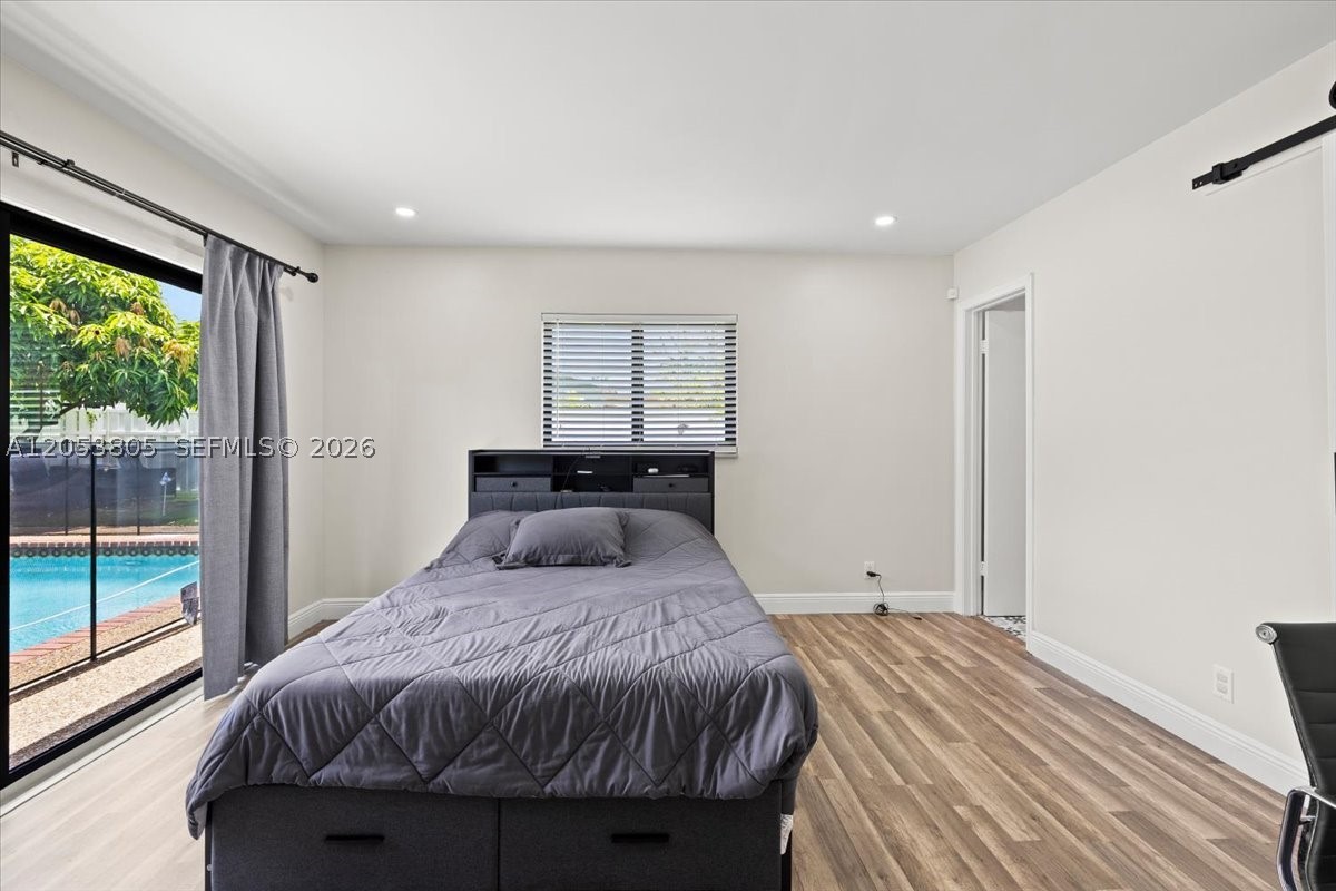 ROYAL PALM POINTE - Residential