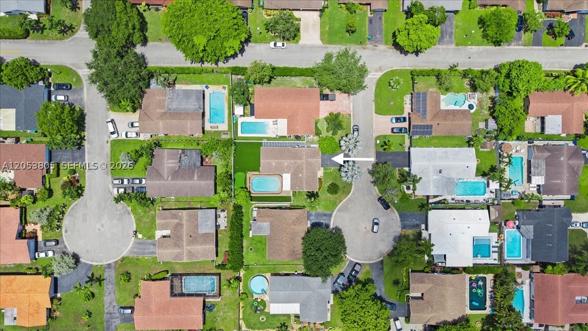 ROYAL PALM POINTE - Residential