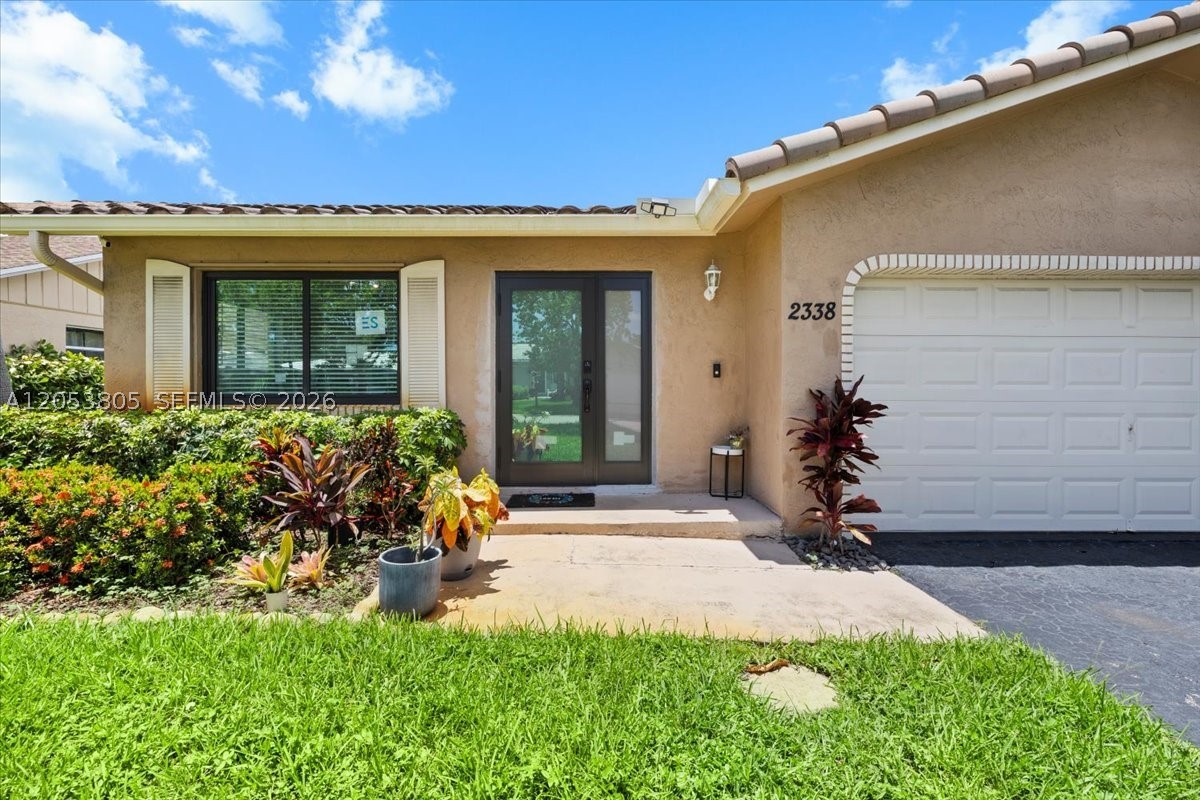 ROYAL PALM POINTE - Residential