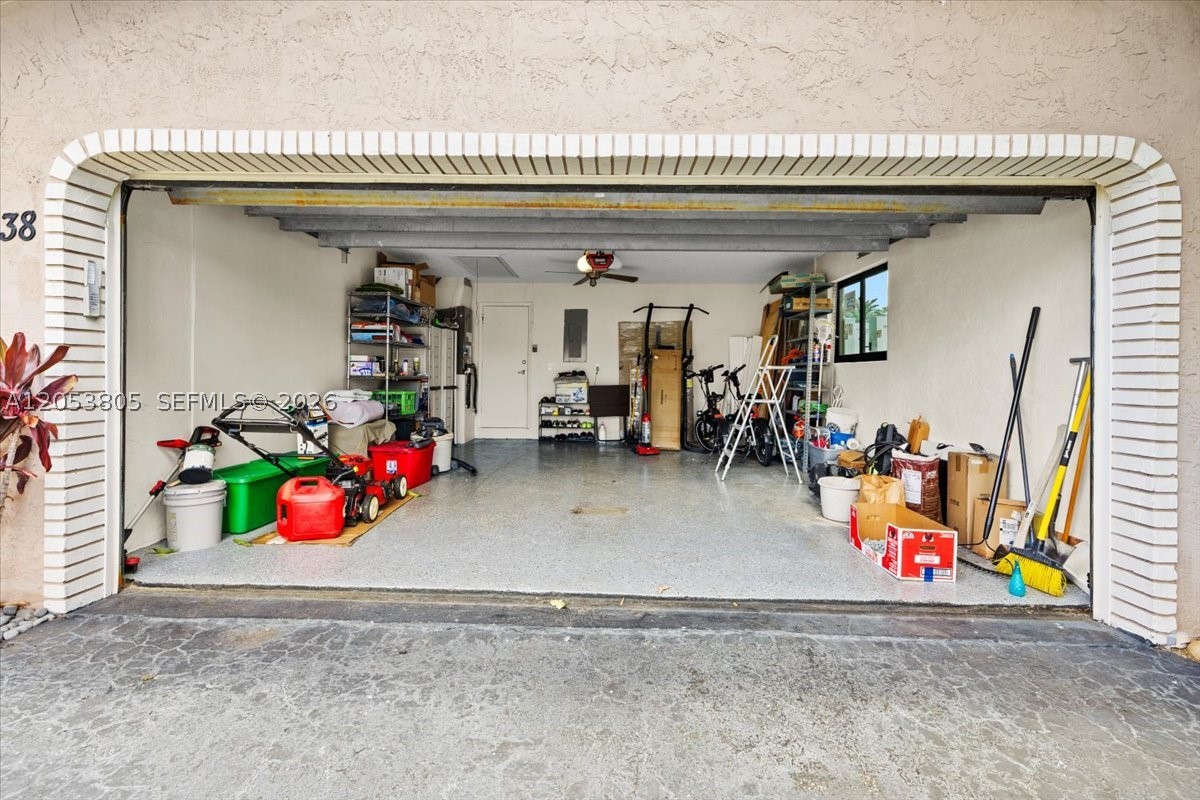 ROYAL PALM POINTE - Residential