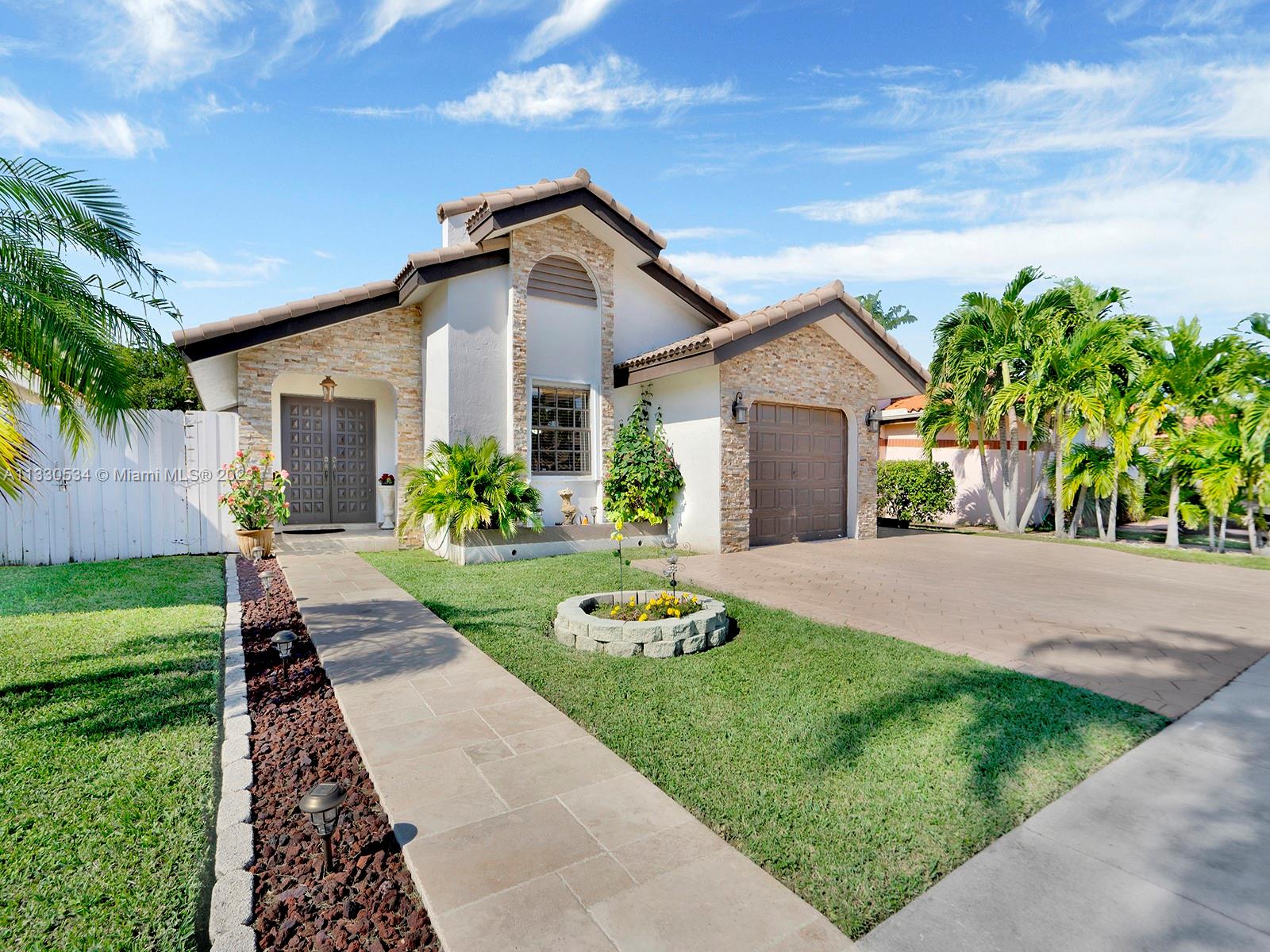Tastefully remodeled 4 bedroom, 2 bathroom turn-key home nestled in the prestigious community of Riviera South. Property boasts gorgeous tile flooring throughout, a beautifully updated open-concept kitchen with a split floor plan putting the guest and master bedrooms on opposite sides of the home, a beautifully converted garage, accordion shutters throughout, and ample parking for an RV or boat. Your master bedroom features a huge walk-in closet with custom farm doors and a state-of-the-art master bathroom. Home is also located in a great school district central to Target, Walmart, BJ's, Baptist Hospital, and so many restaurants and other shops.
***WASHER & DRYER DO NOT CONVEY***