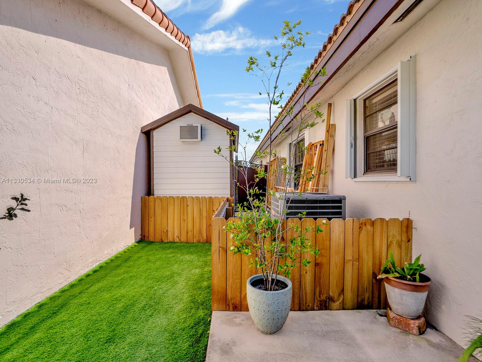 Riviera South - Residential
