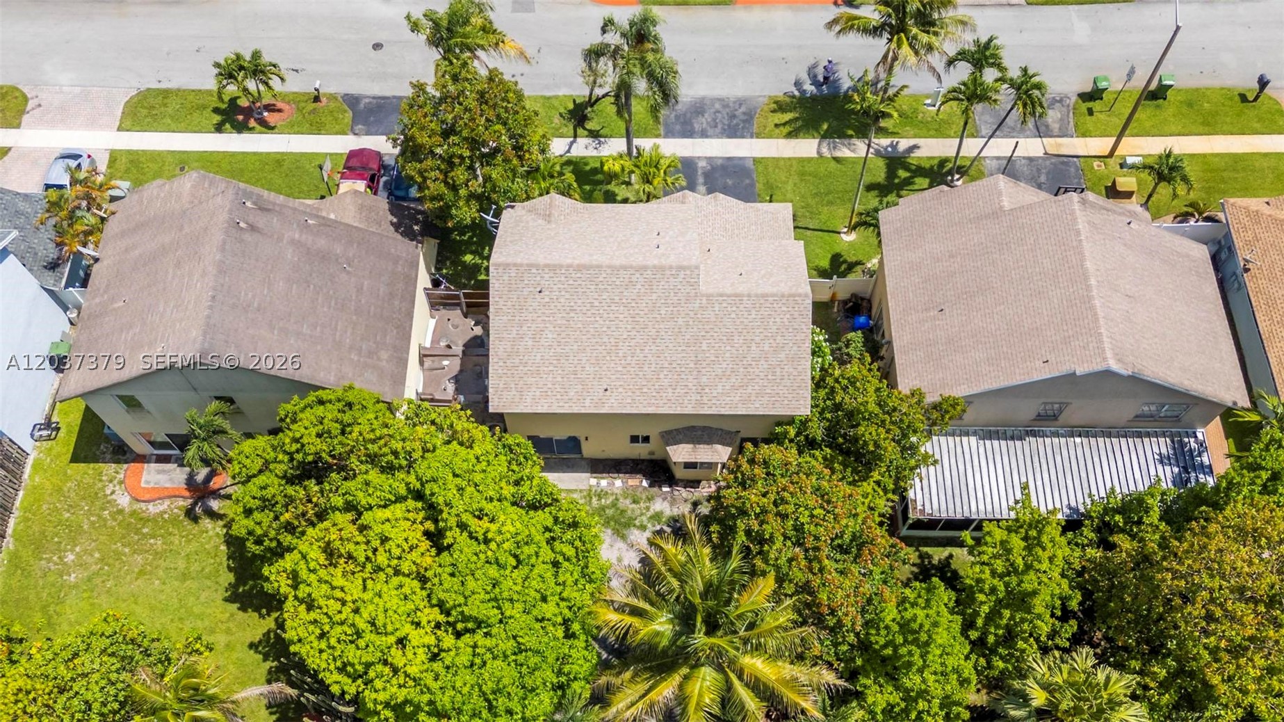 LAKESIDE SOUTH - Residential