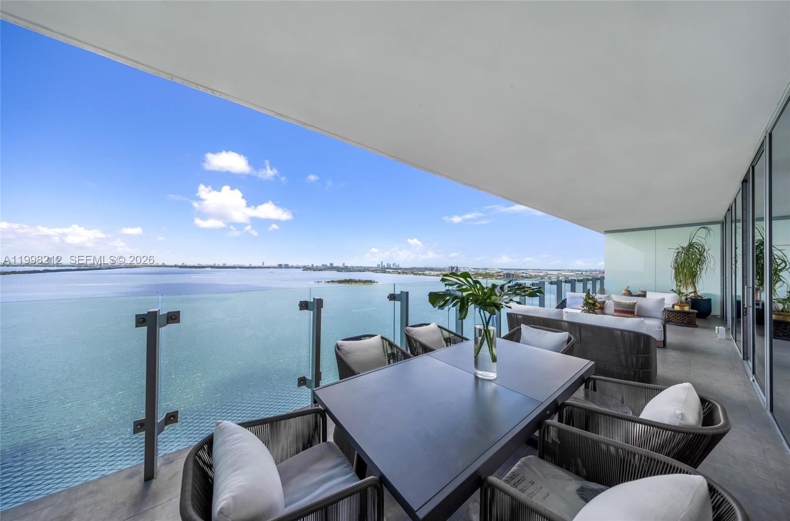 ESCOTTONIA PARK - Residential