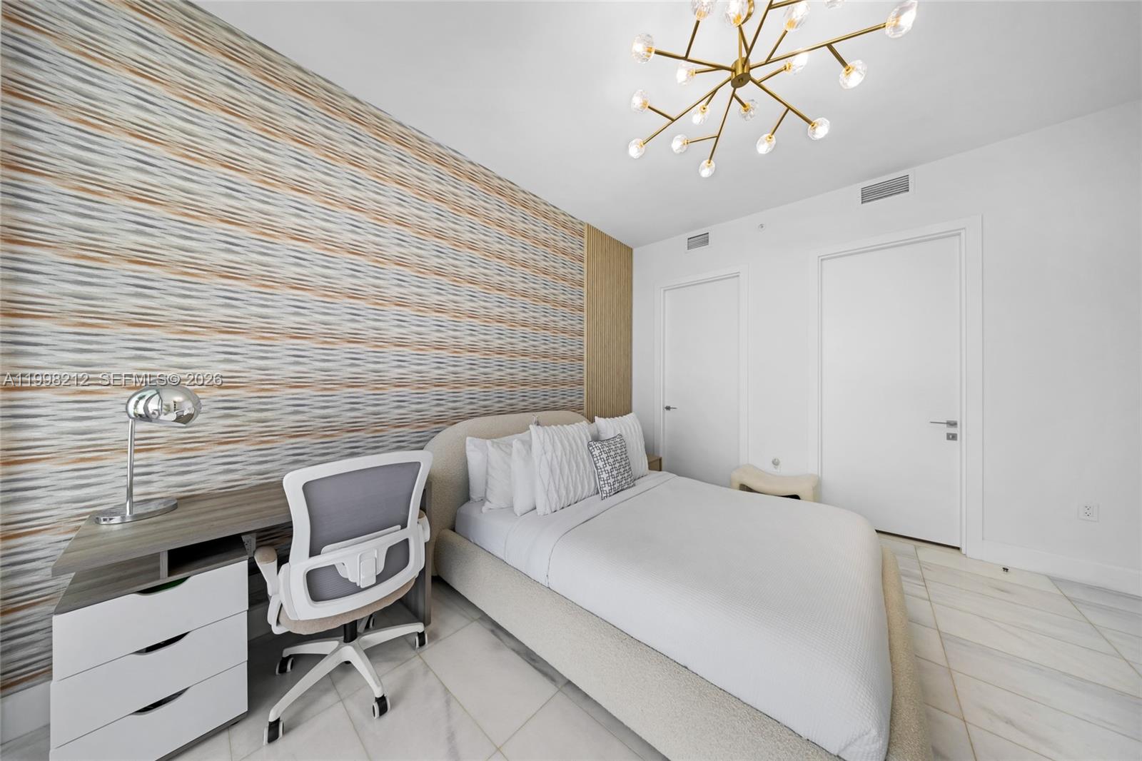 ESCOTTONIA PARK - Residential