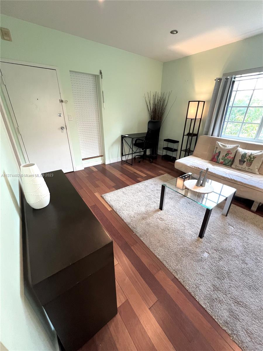 WHISPER  CONDO - Residential Lease