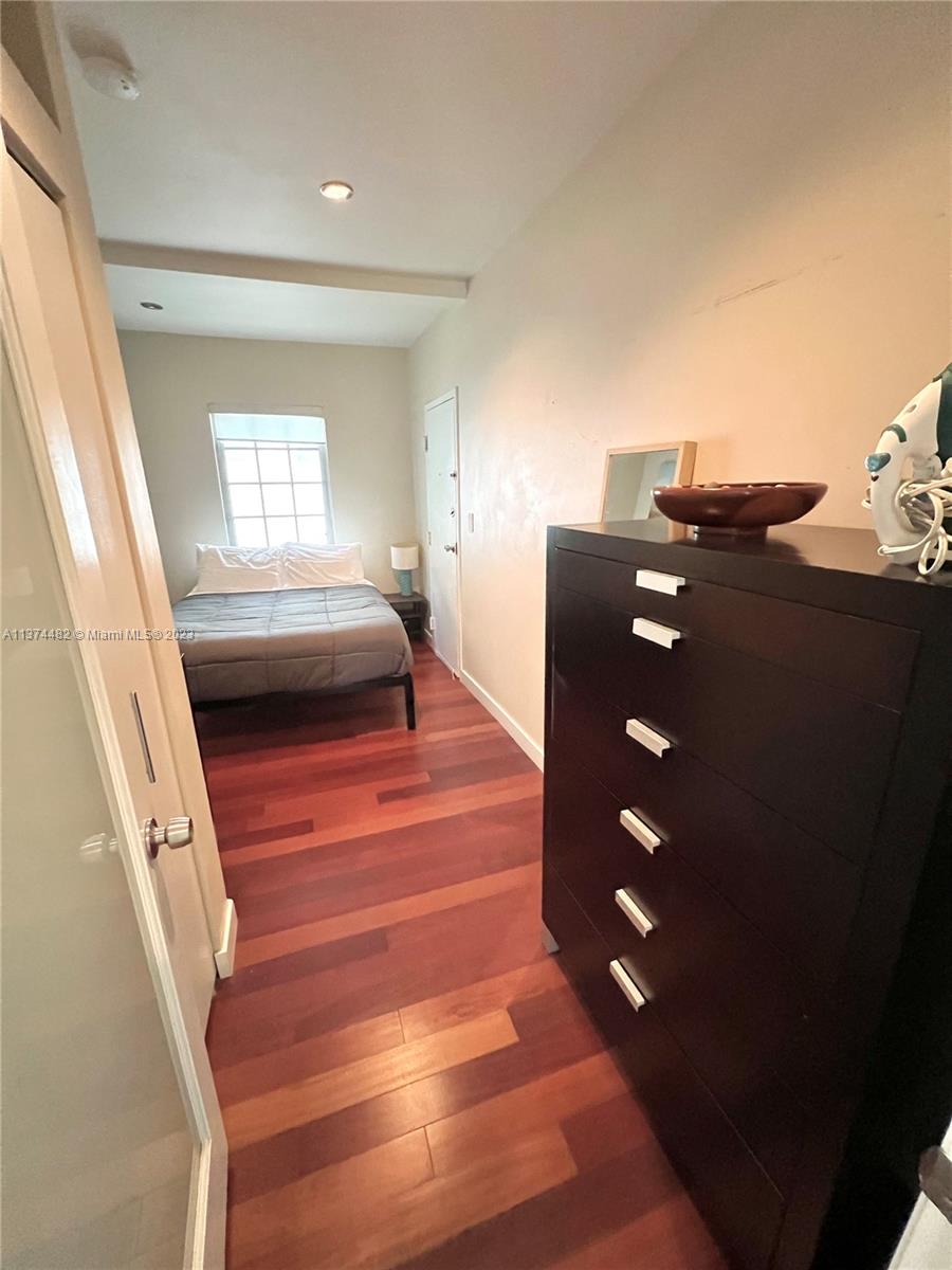 WHISPER  CONDO - Residential Lease