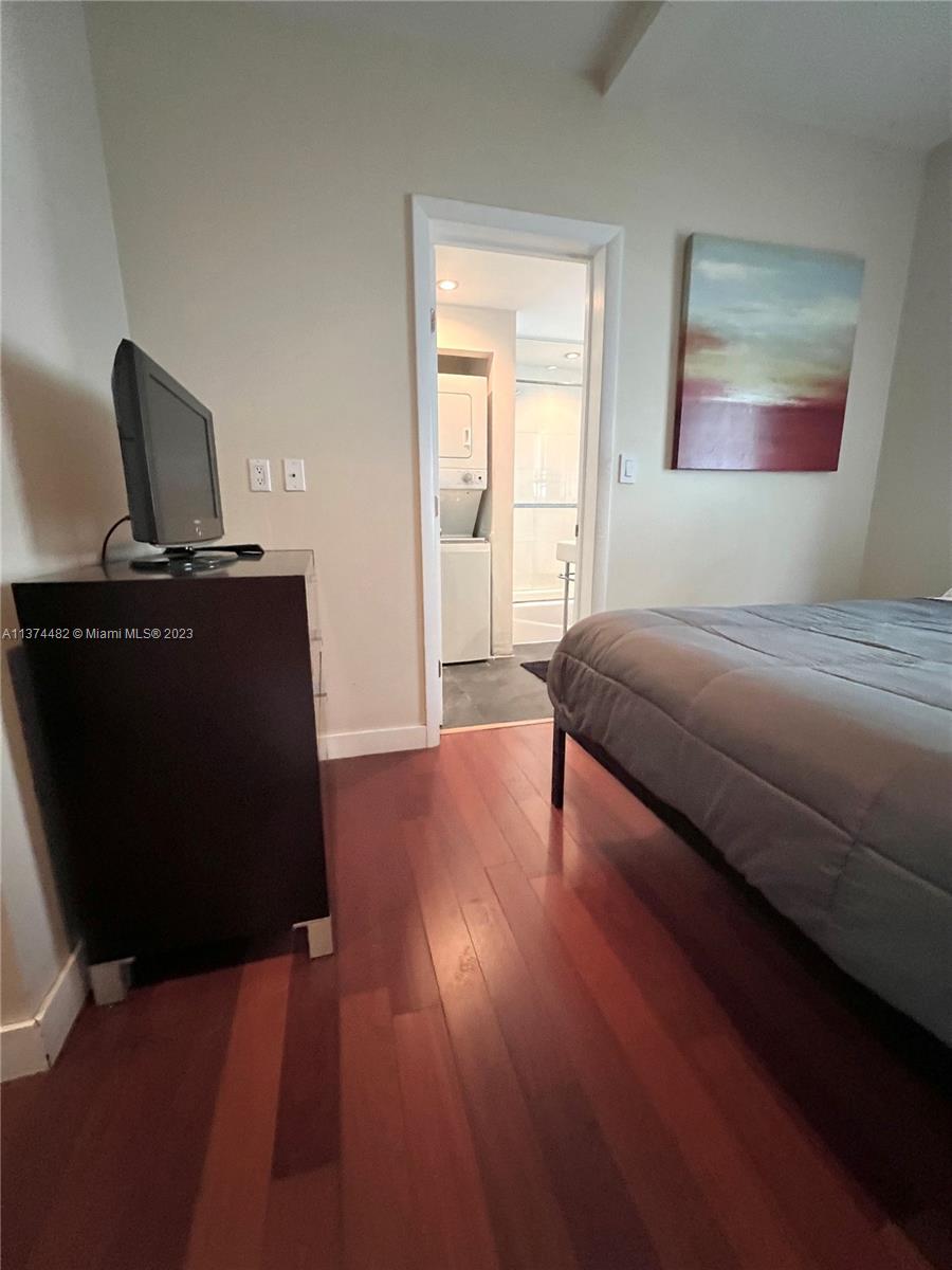 WHISPER  CONDO - Residential Lease