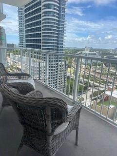 VUE AT BRICKELL CONDO - Residential