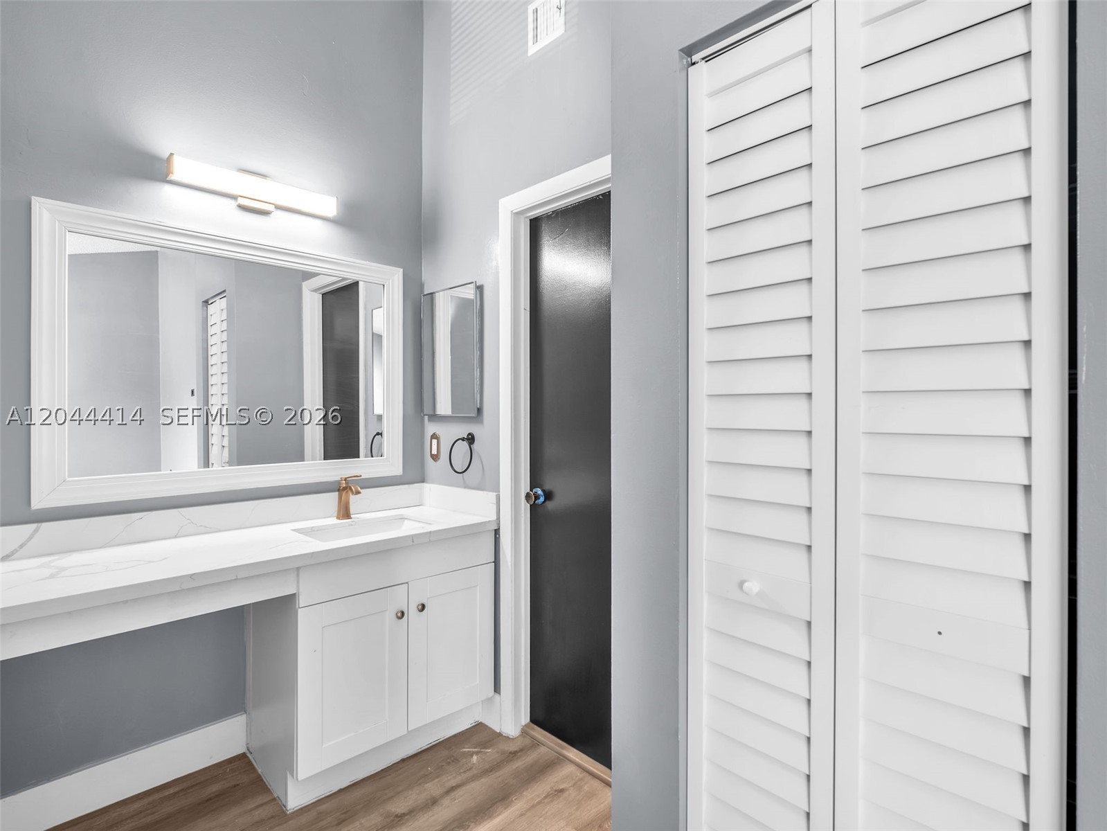 THE HAMPTONS - Residential
