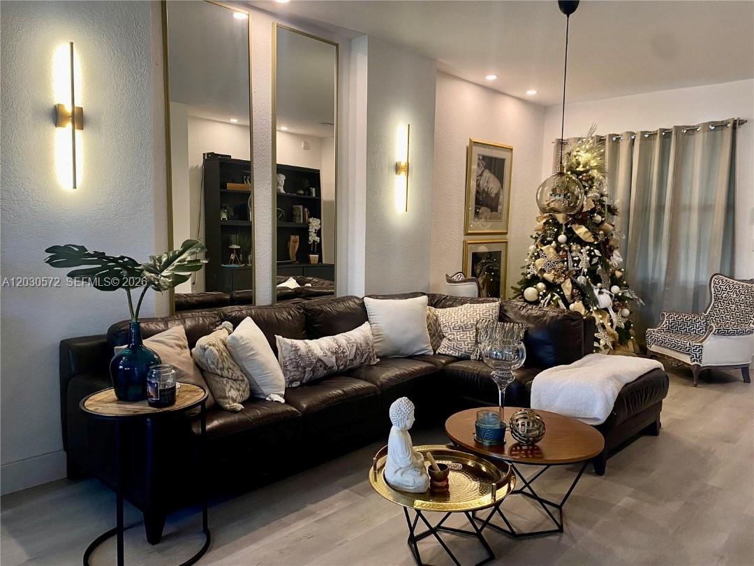 RAULS PLACE AT OASIS - Residential Lease
